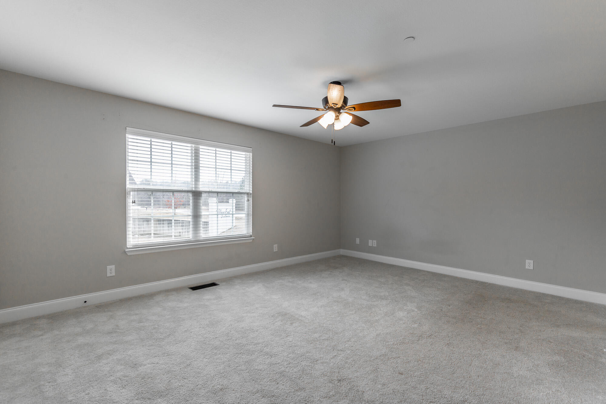 1109 Maple Tree Lane