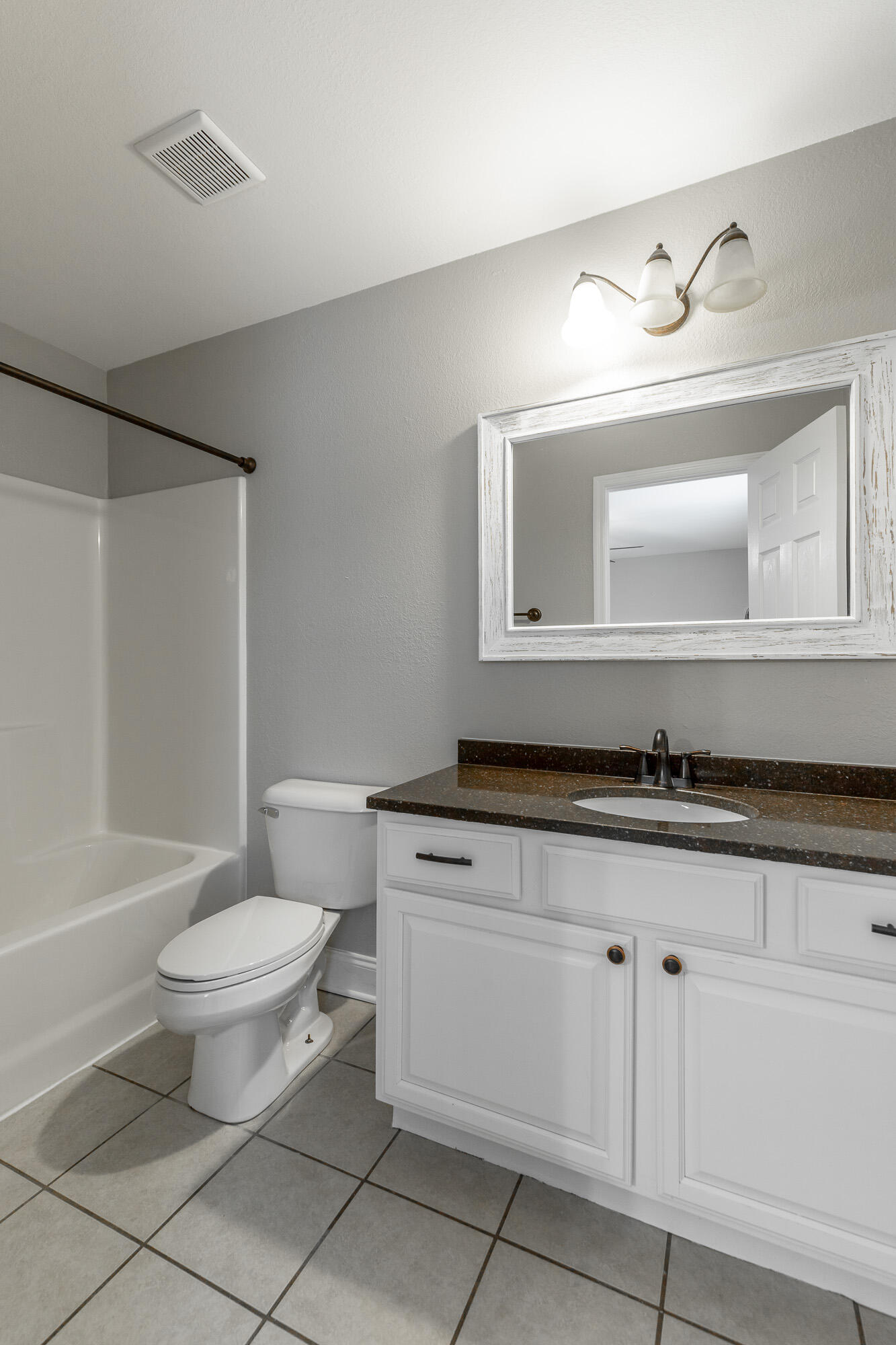 1109 Maple Tree Lane