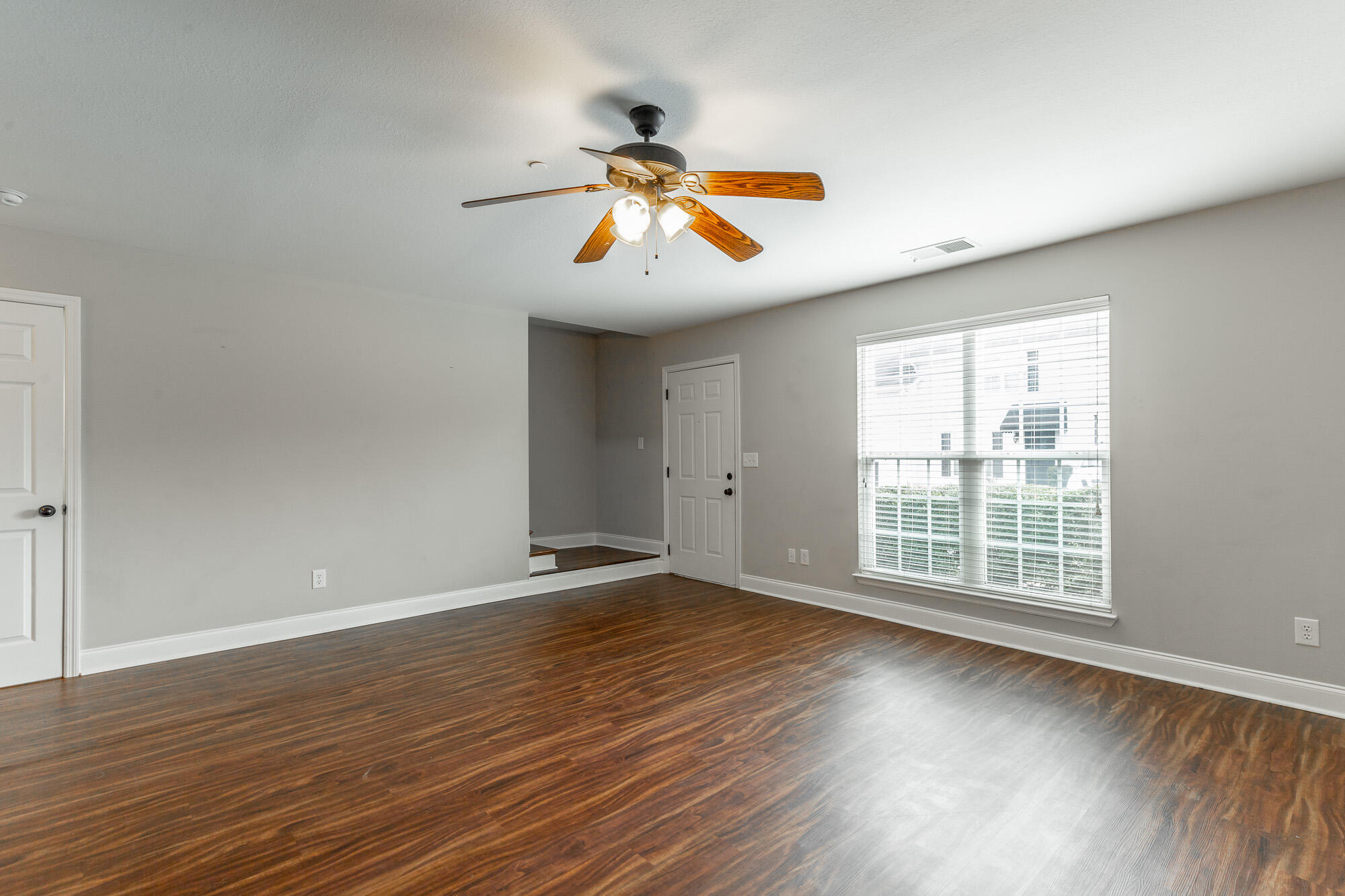 1109 Maple Tree Lane