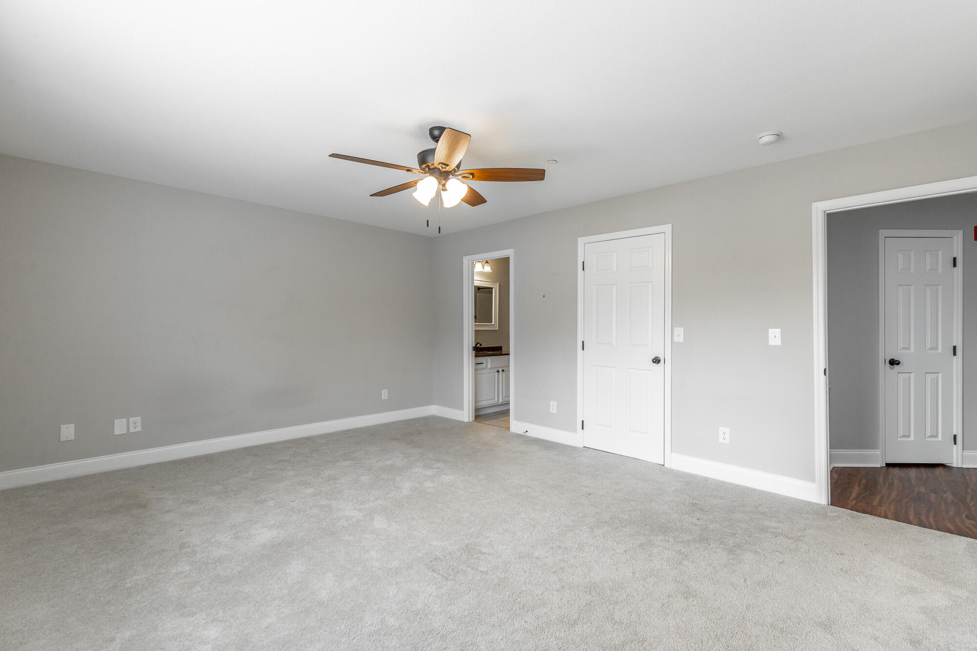 1109 Maple Tree Lane