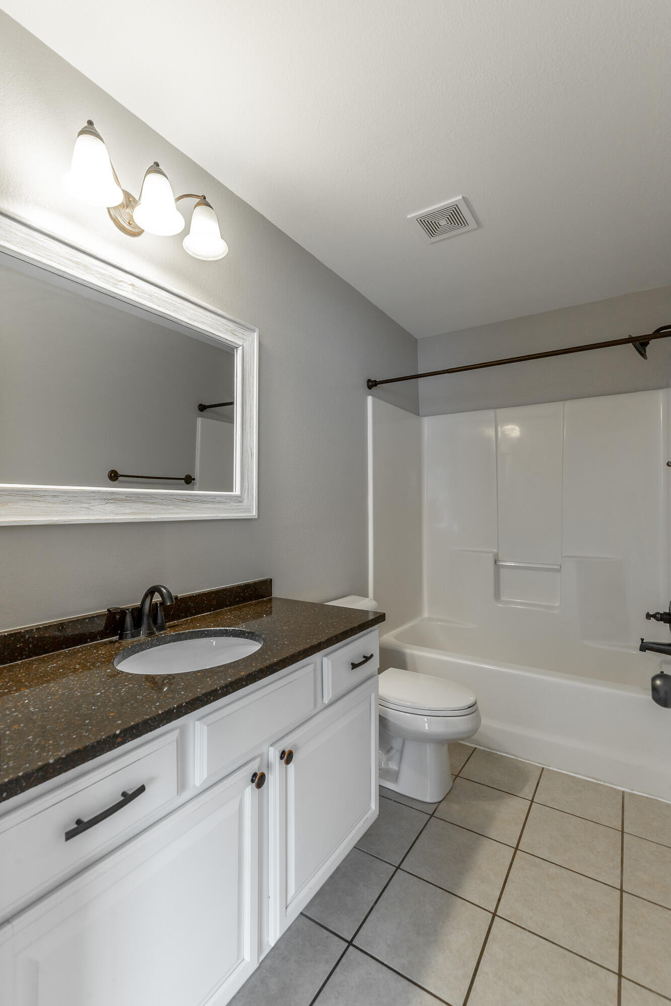 1109 Maple Tree Lane