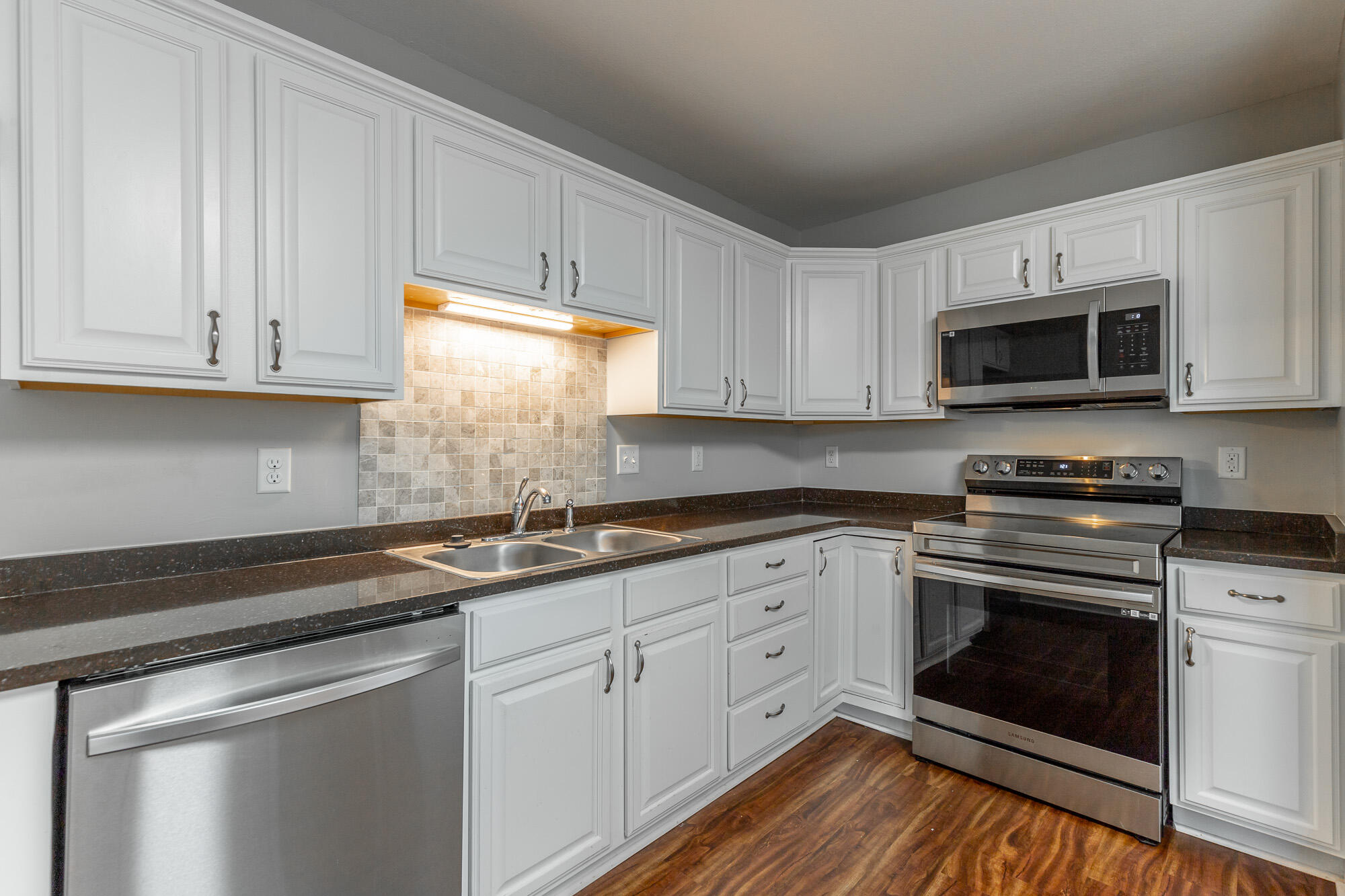 1113 Maple Tree Lane