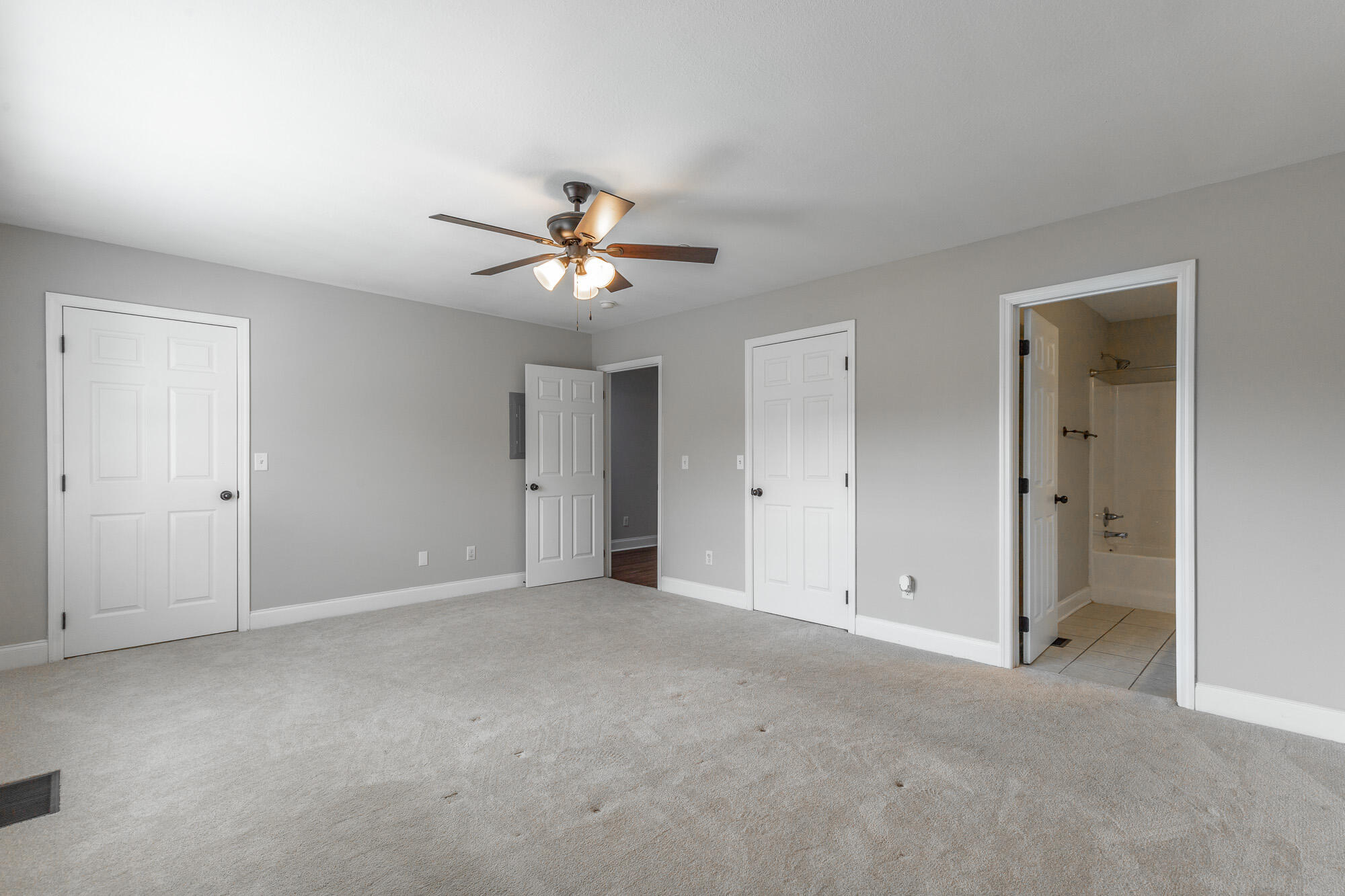 1113 Maple Tree Lane