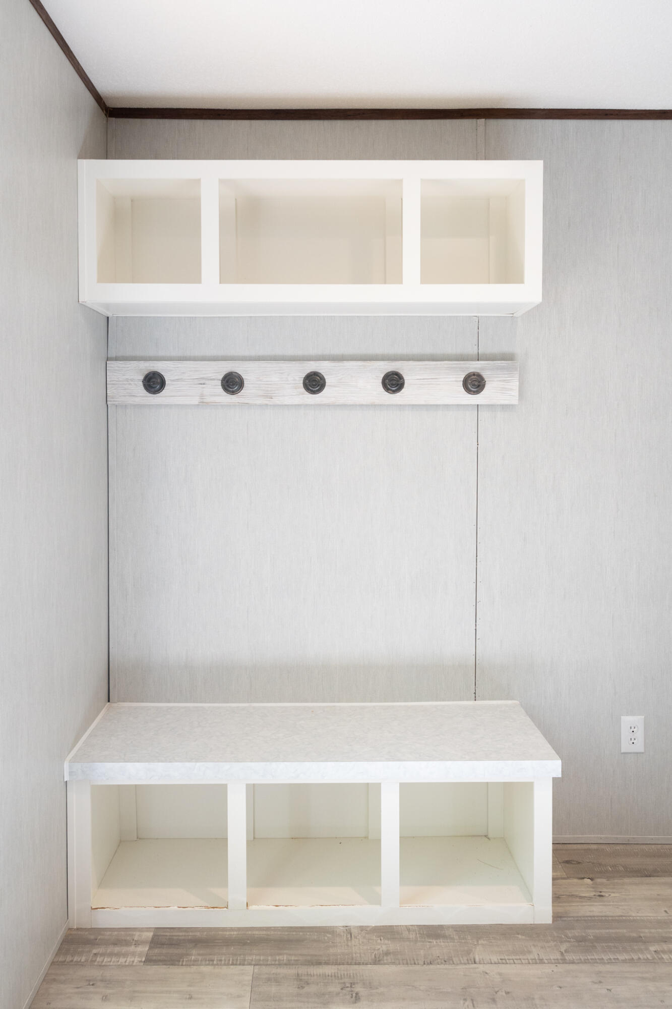 1325 Roach Hollow Road