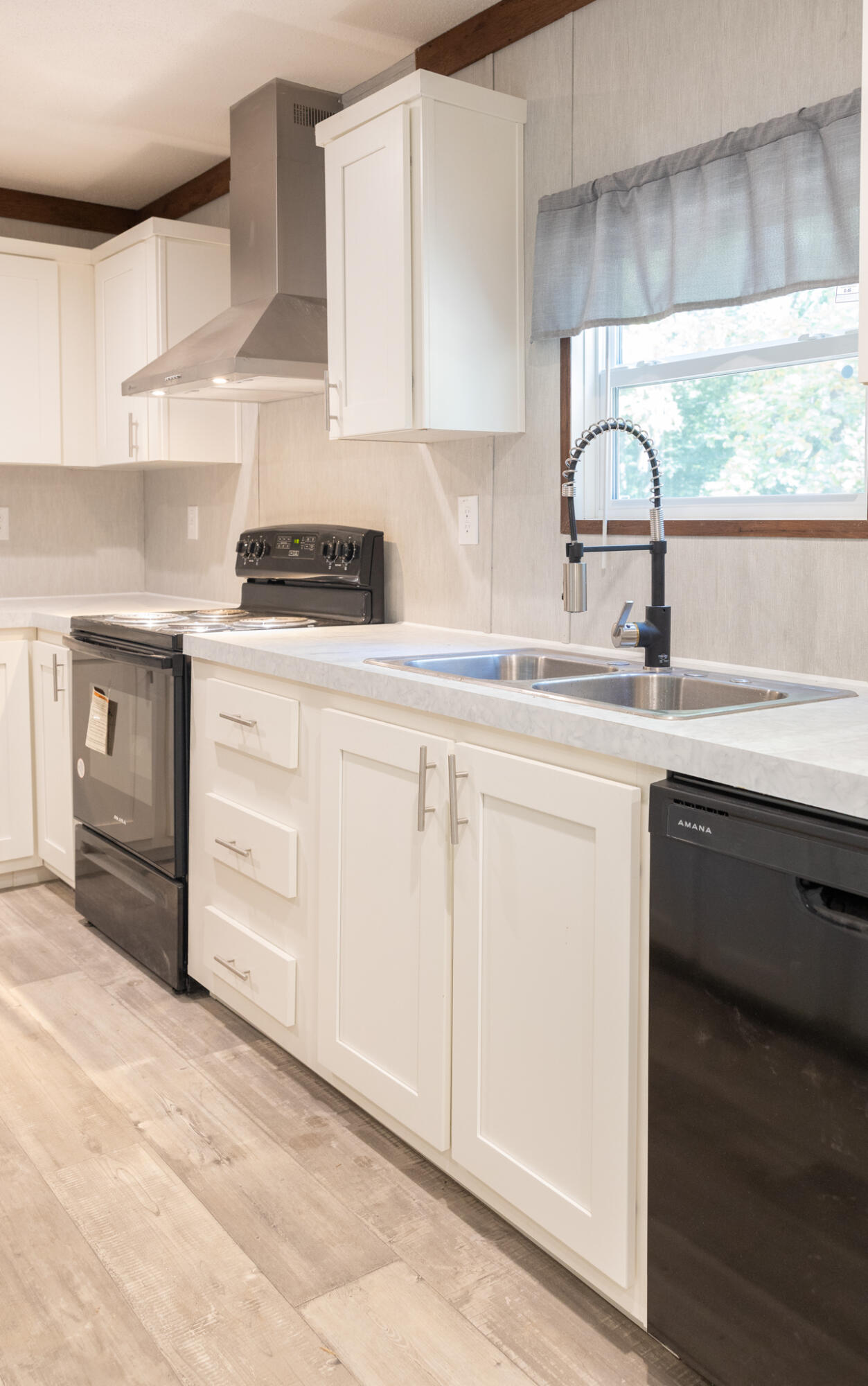 1325 Roach Hollow Road