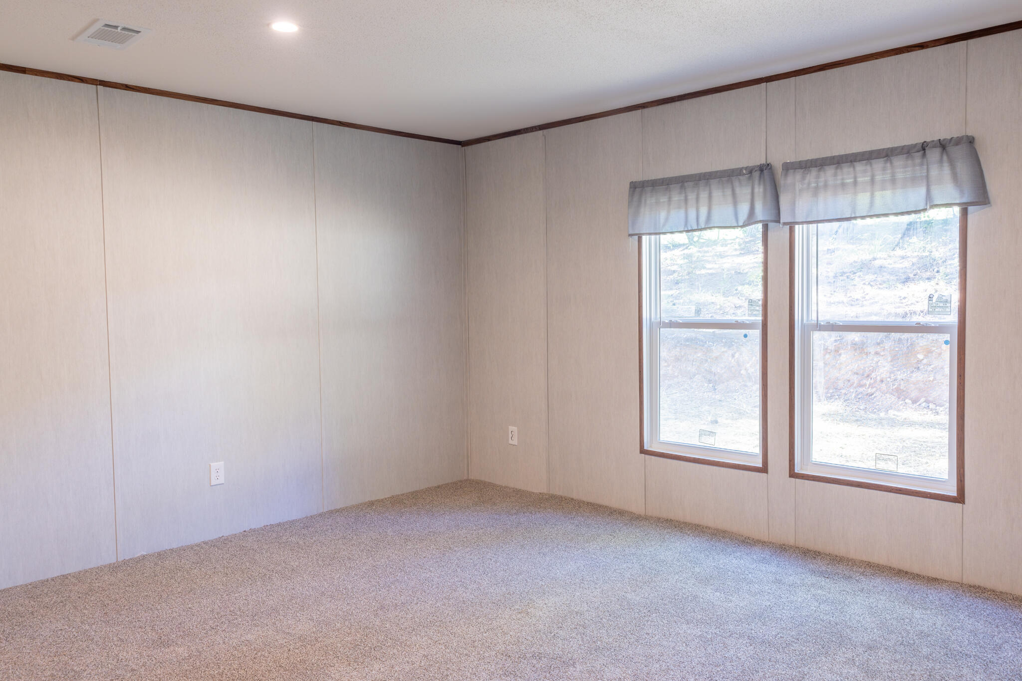 1325 Roach Hollow Road