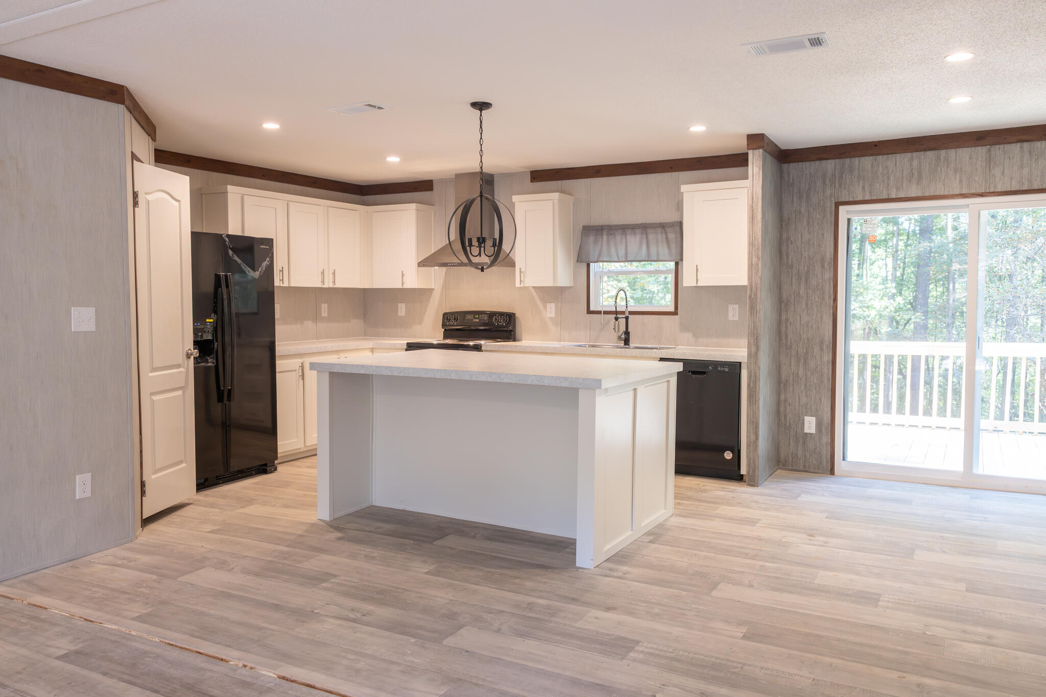 1325 Roach Hollow Road