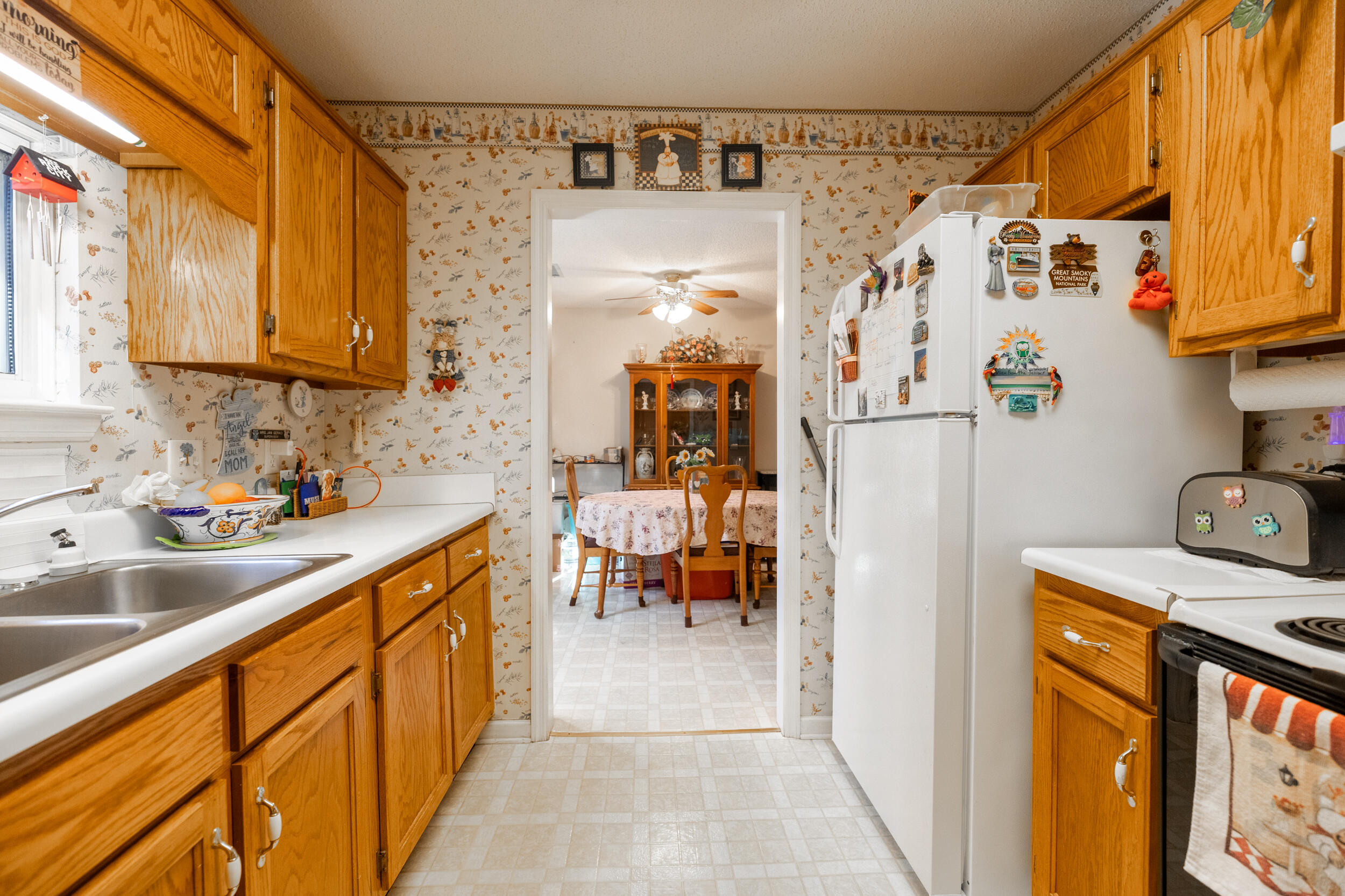 1127 Lenny Lane