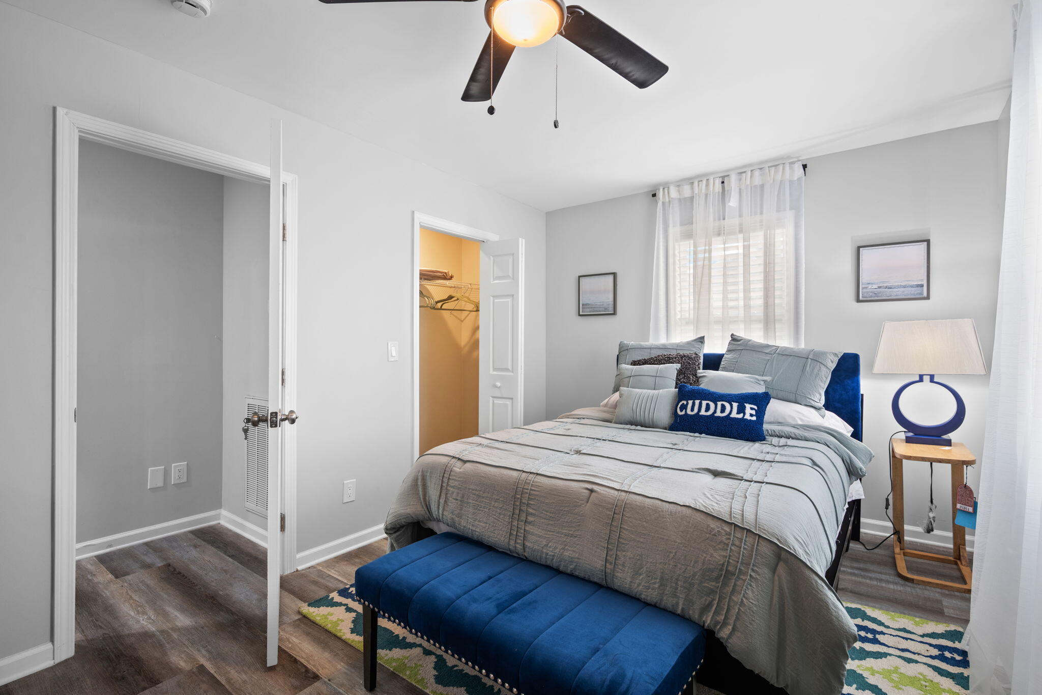 855 N Chamberlain Avenue