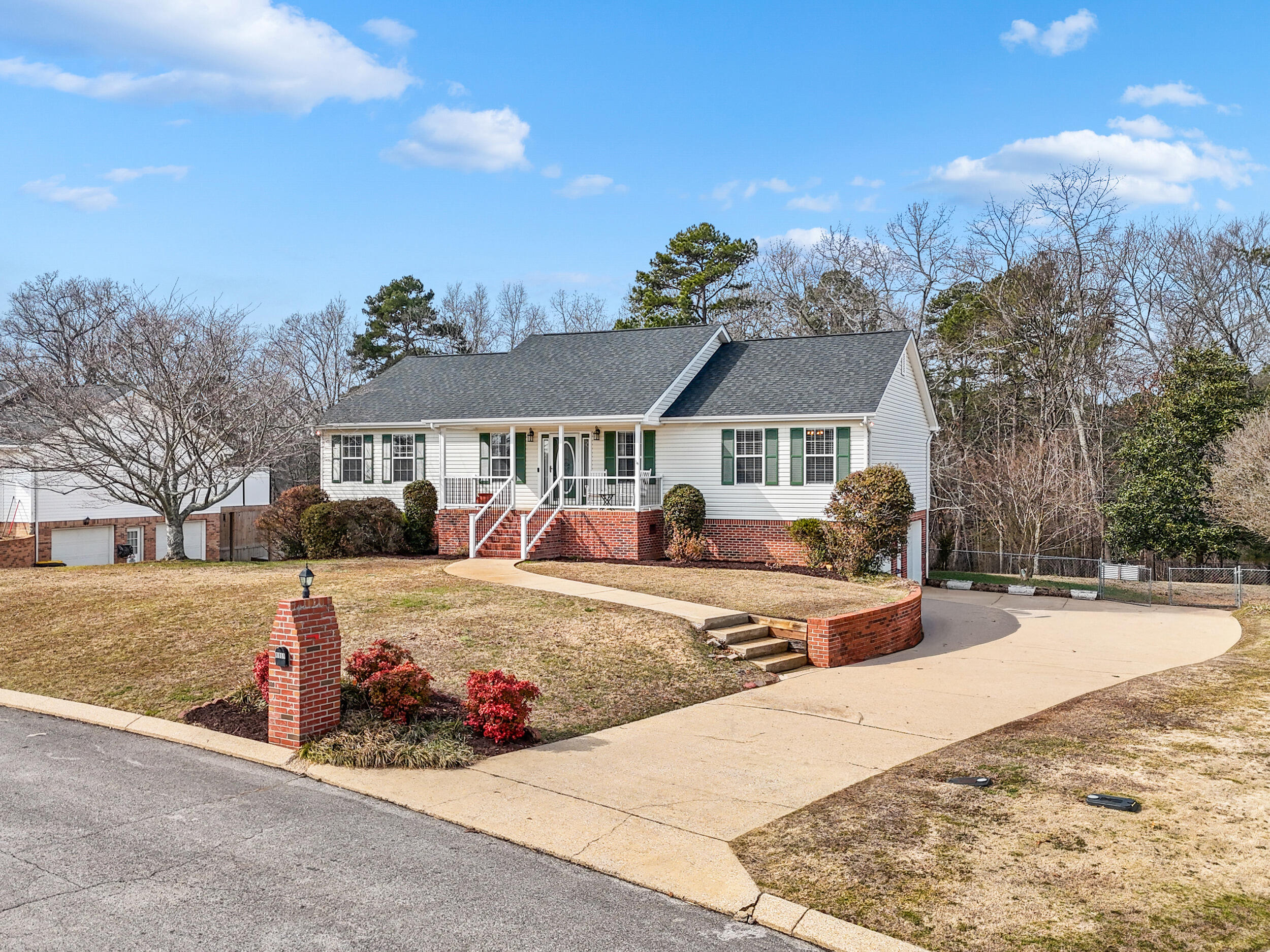 8869 River Cove Drive