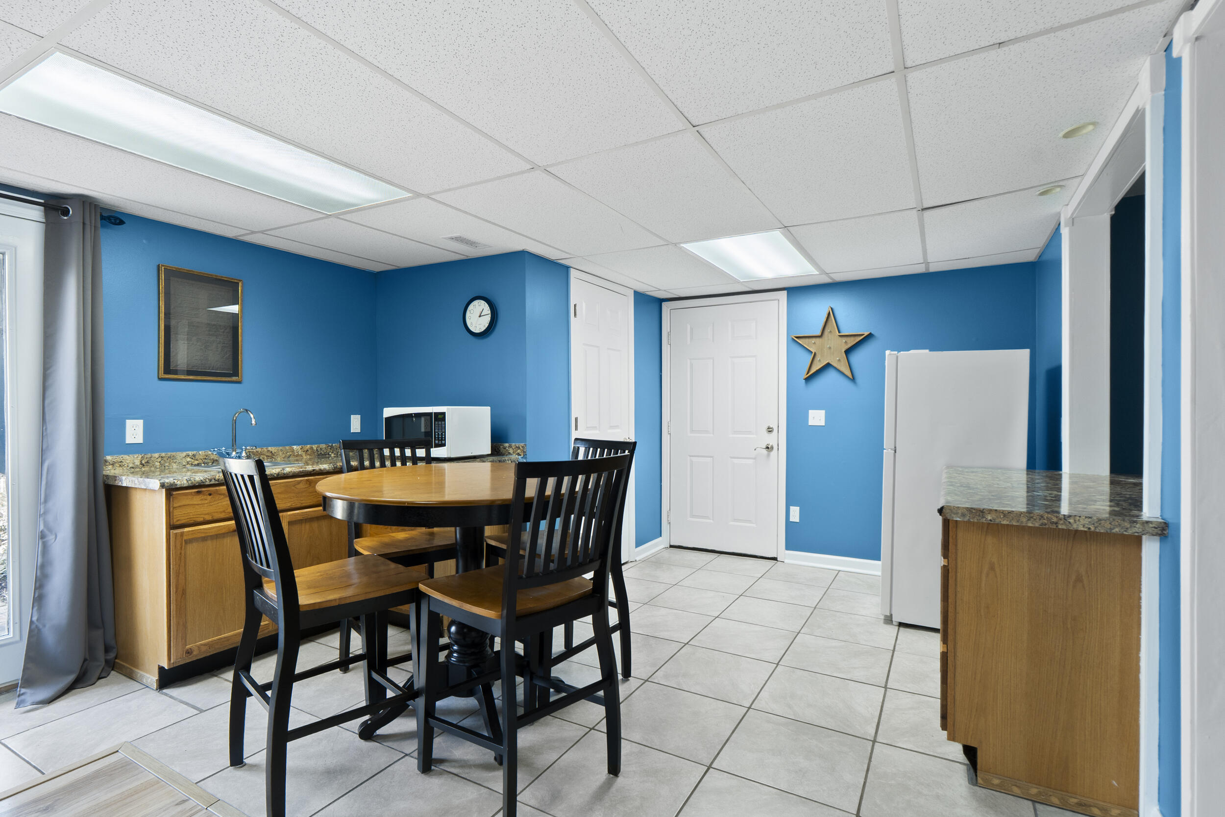 8869 River Cove Drive