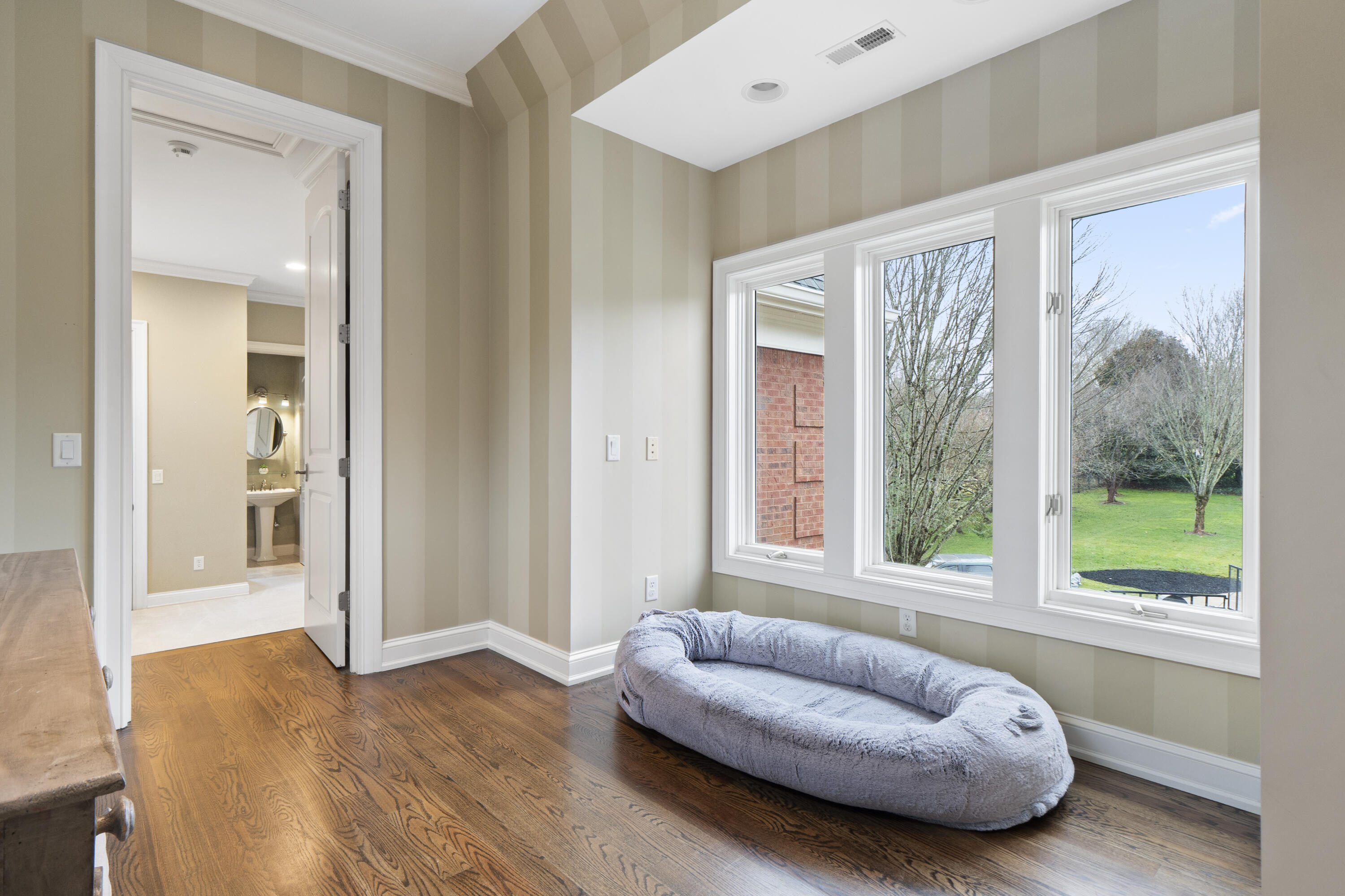 8831 Forest Creek Lane