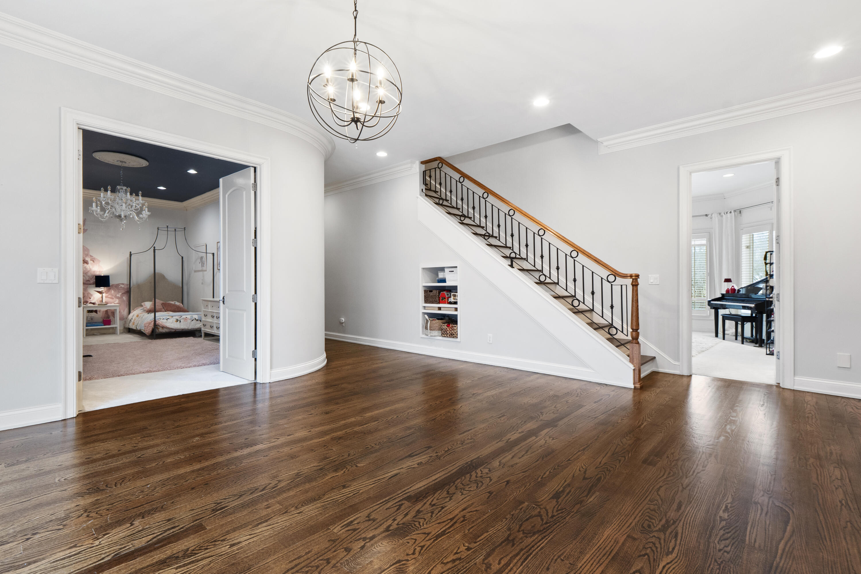 8831 Forest Creek Lane