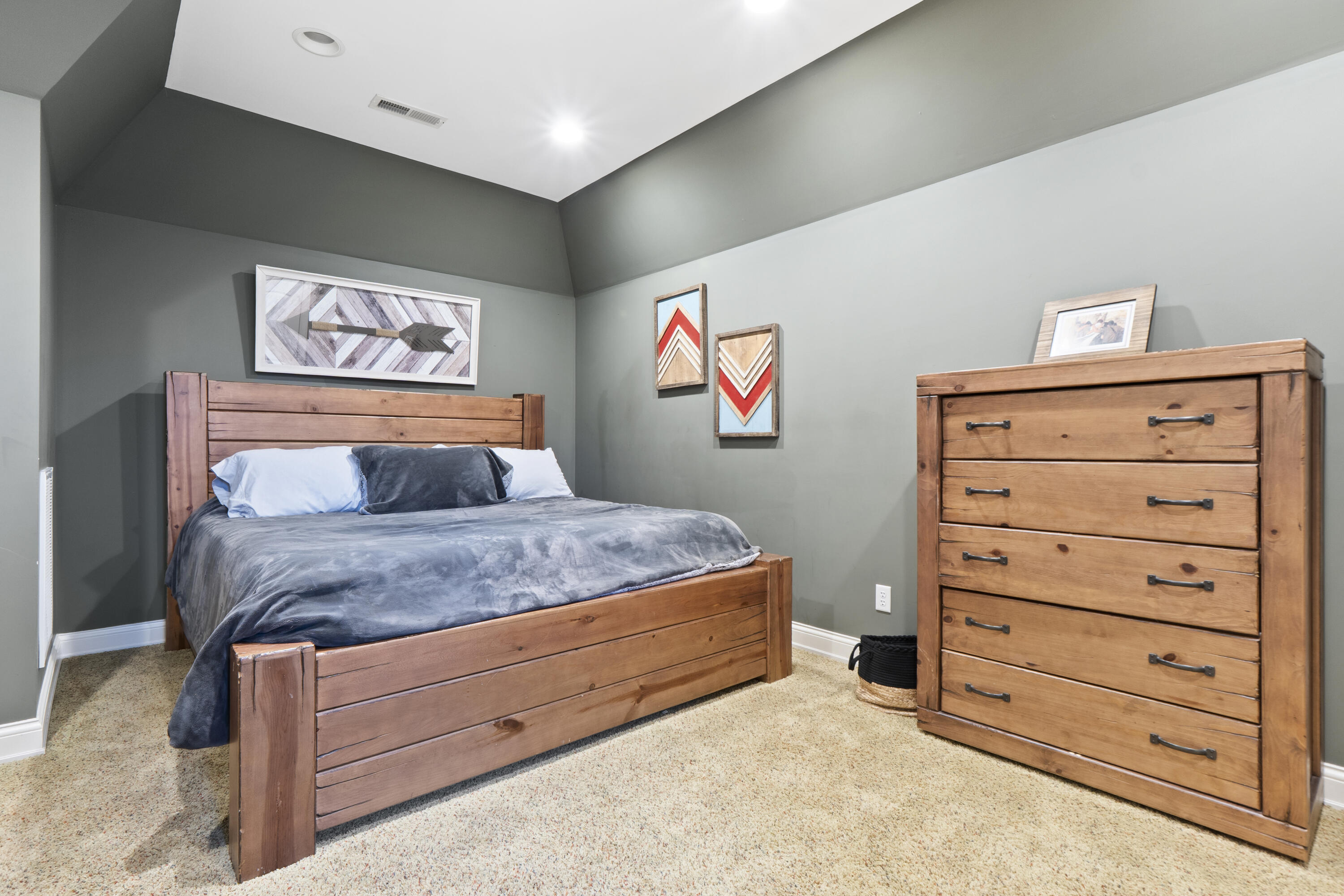 8831 Forest Creek Lane