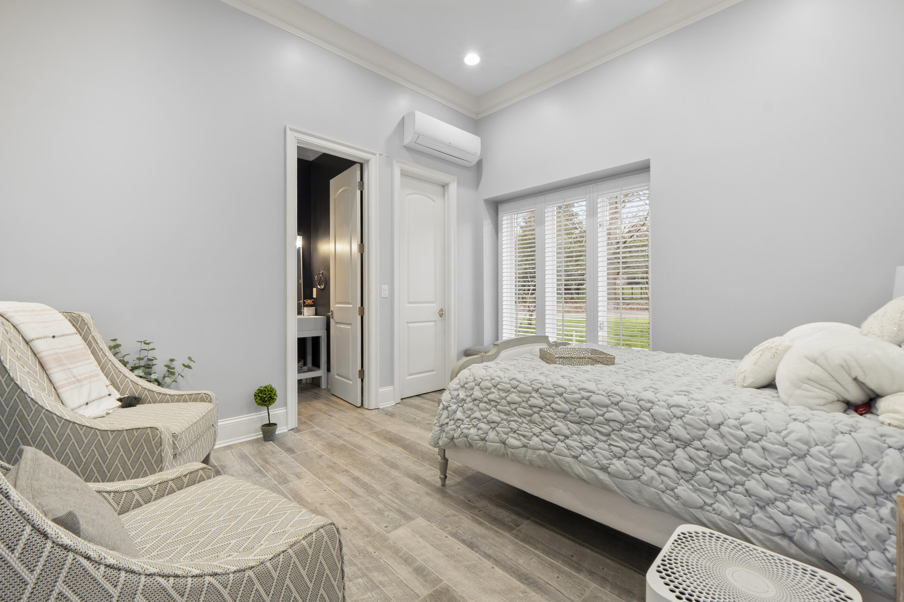 8831 Forest Creek Lane