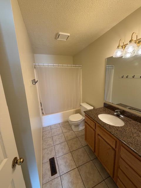 900 Stratford Circle NW