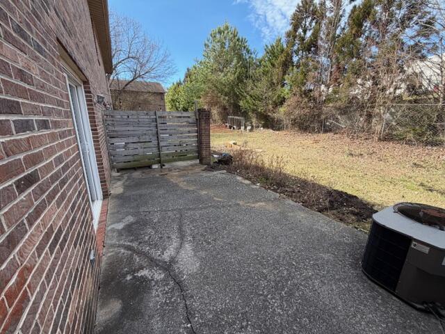 900 Stratford Circle NW