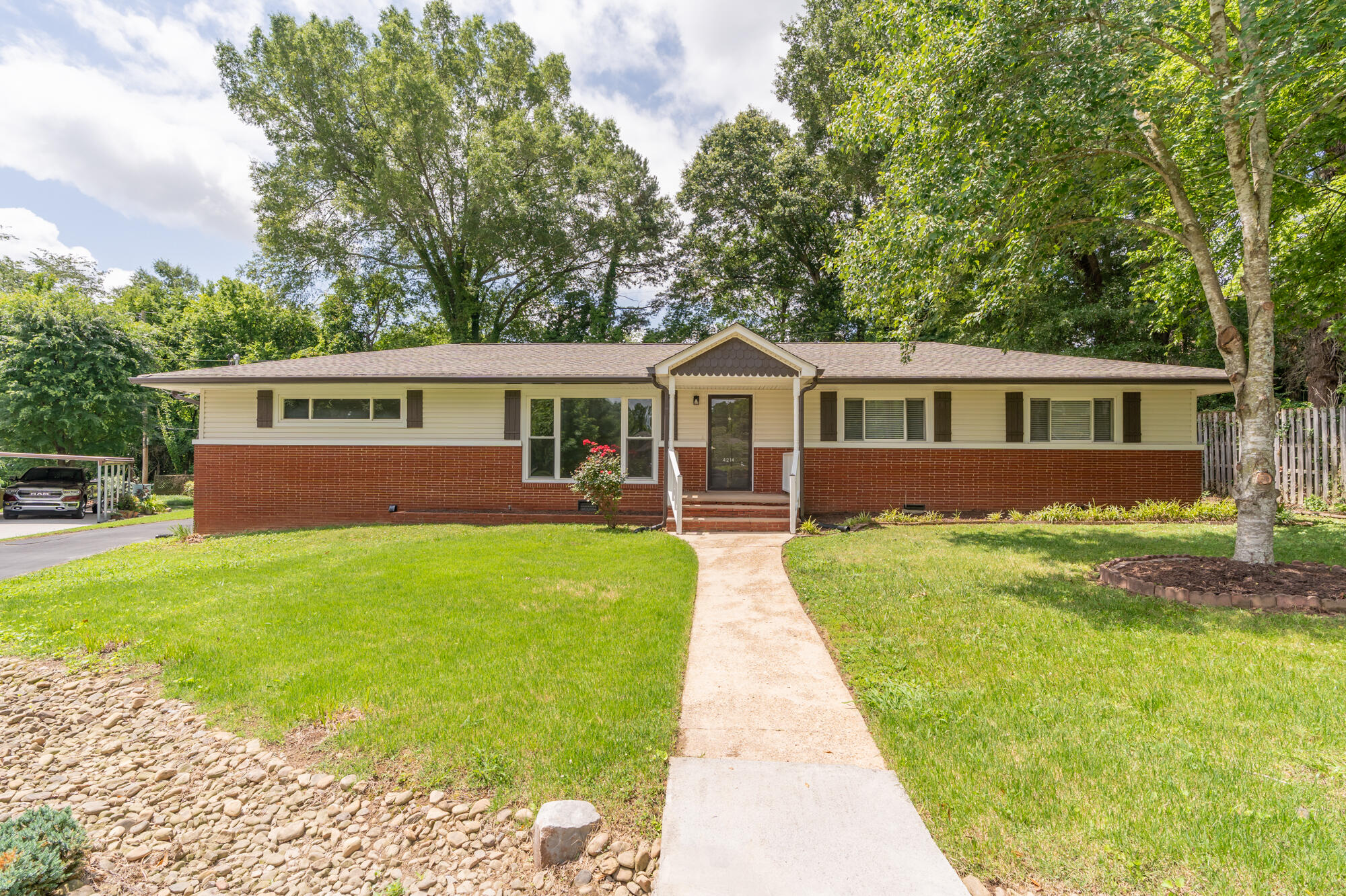 4214 Belvoir Drive
