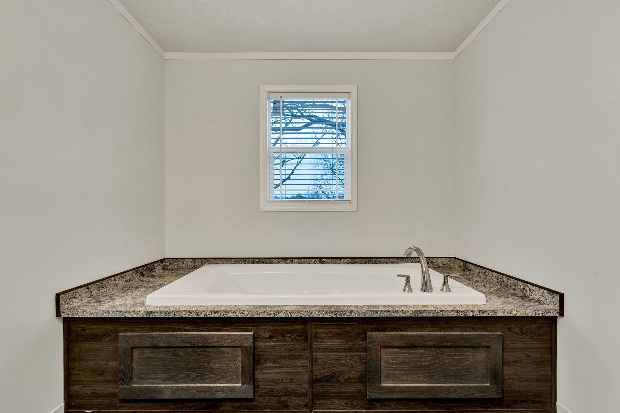 1215 Sweetwater Vonore Road