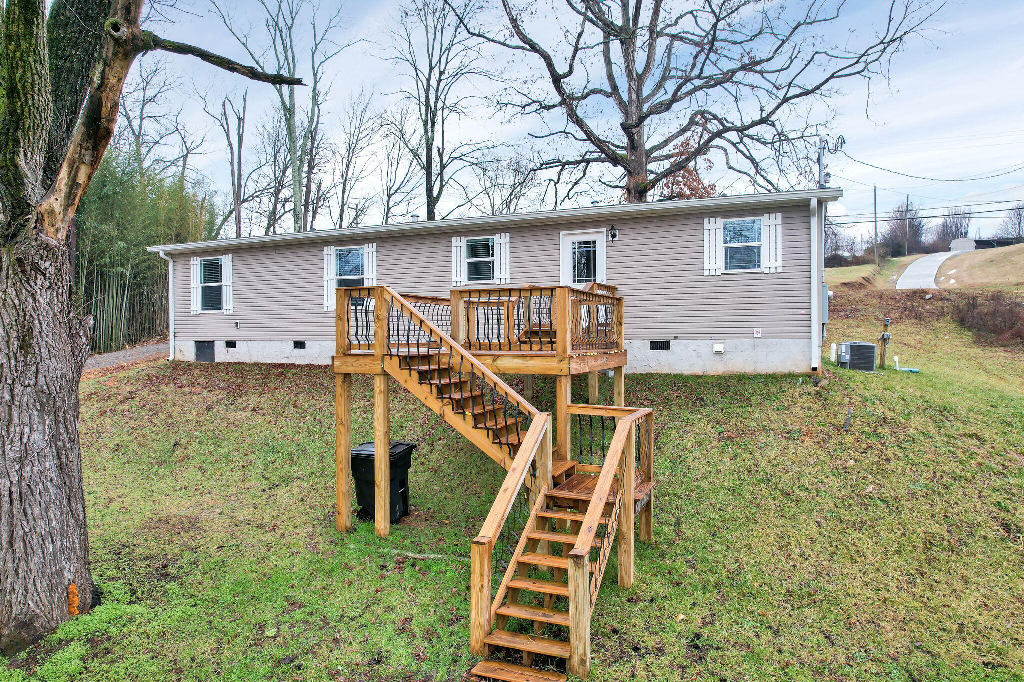 1215 Sweetwater Vonore Road