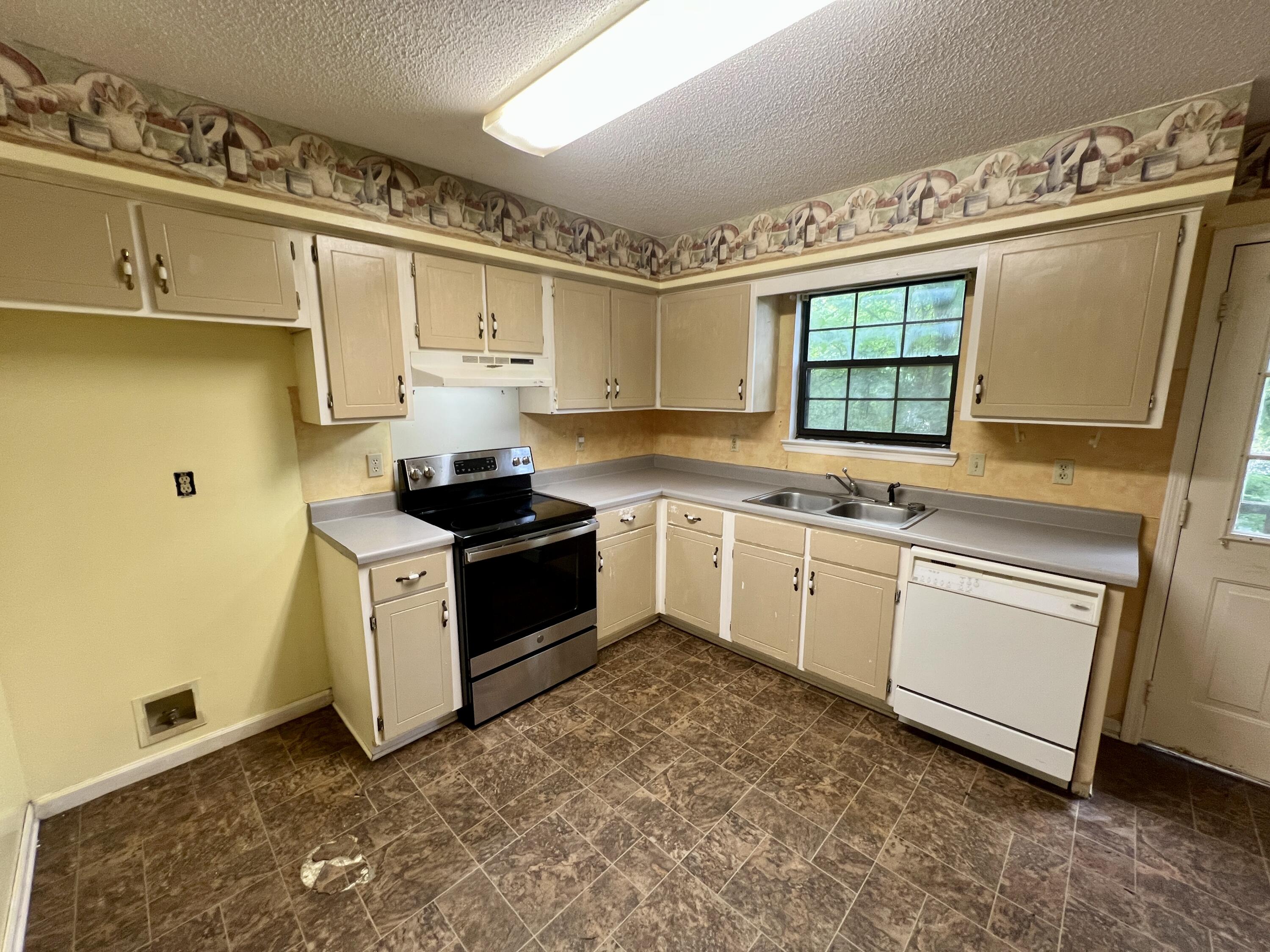356 Tanager Circle