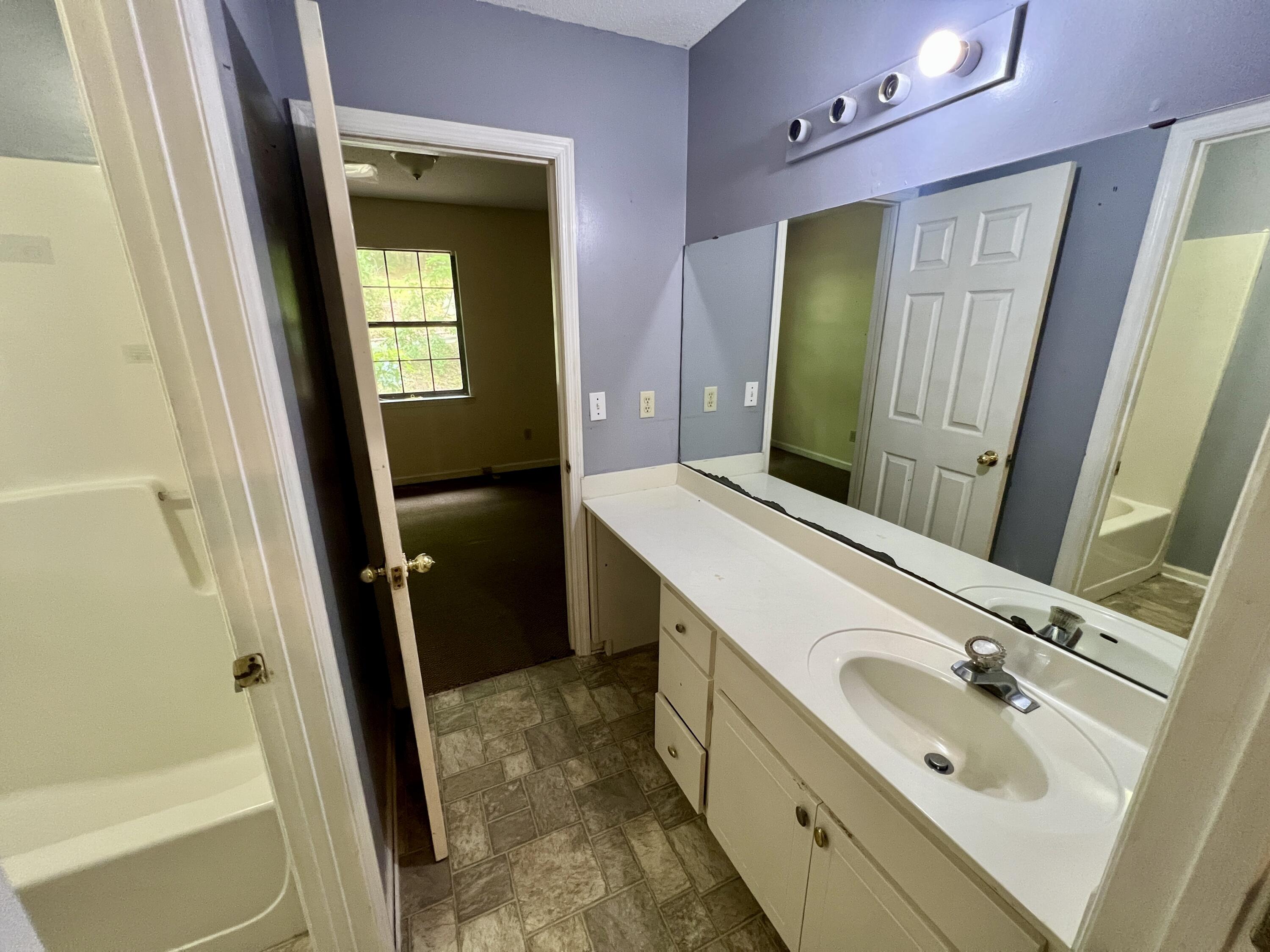 356 Tanager Circle