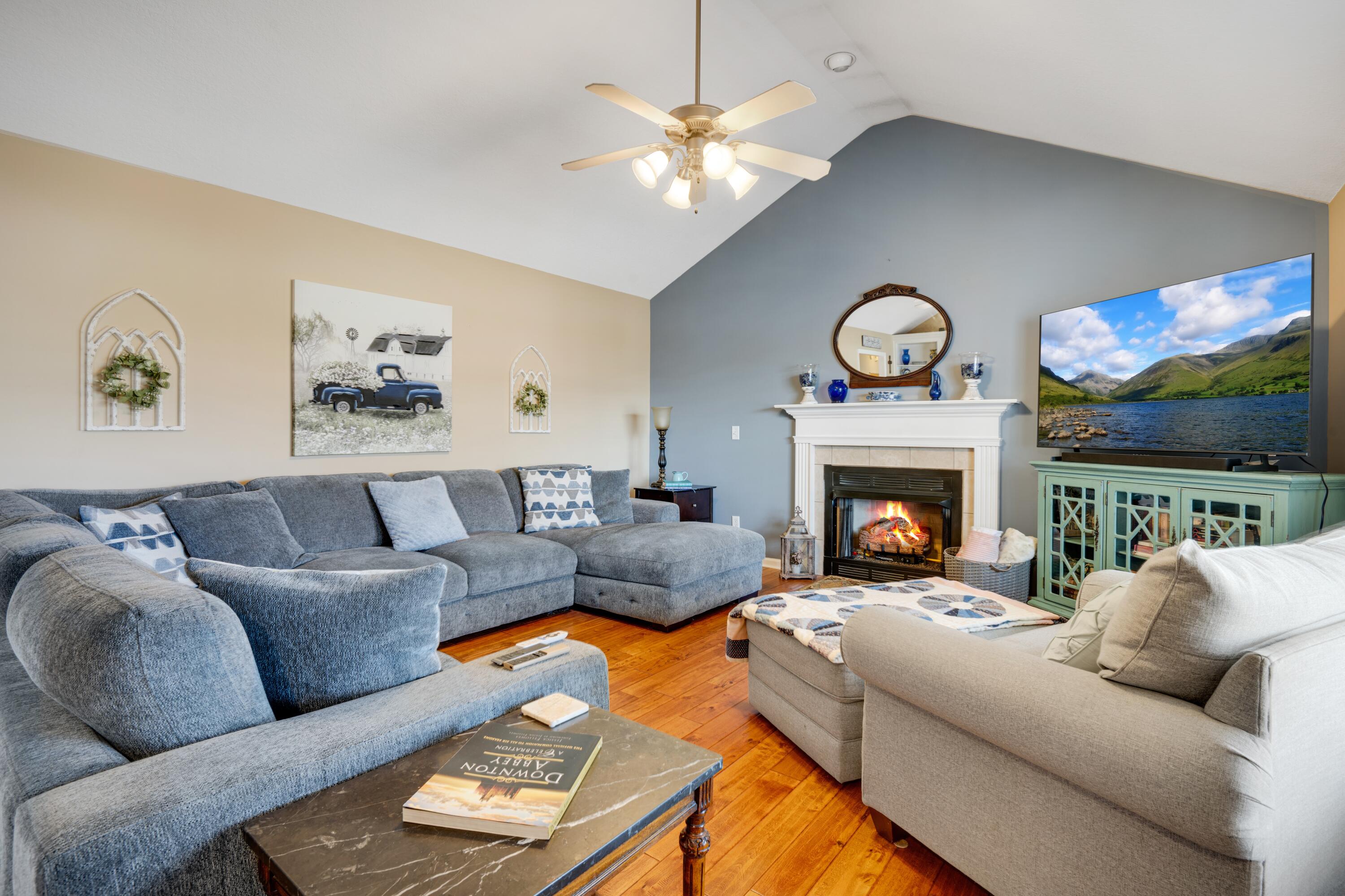 6656 River Stream Drive