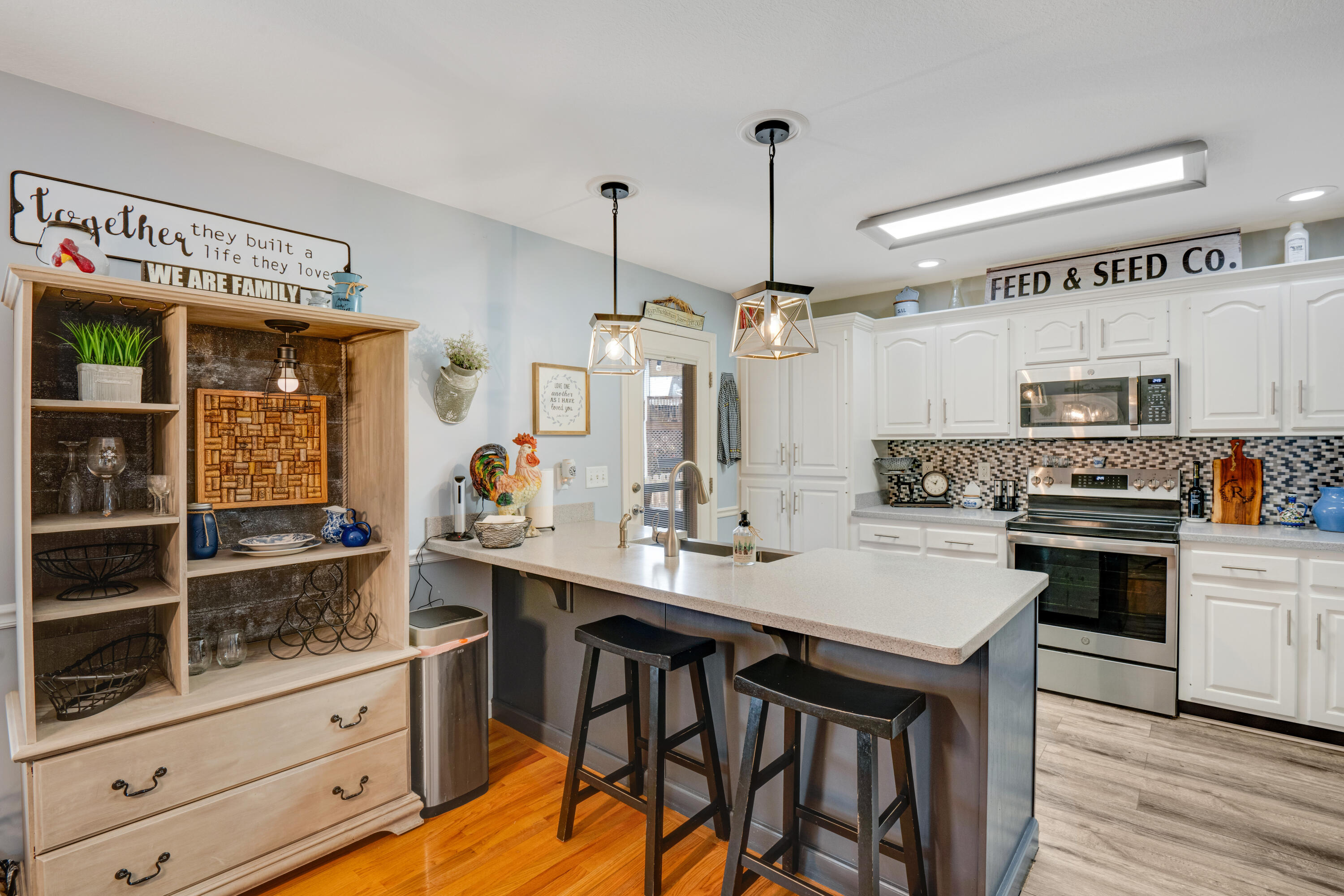 6656 River Stream Drive