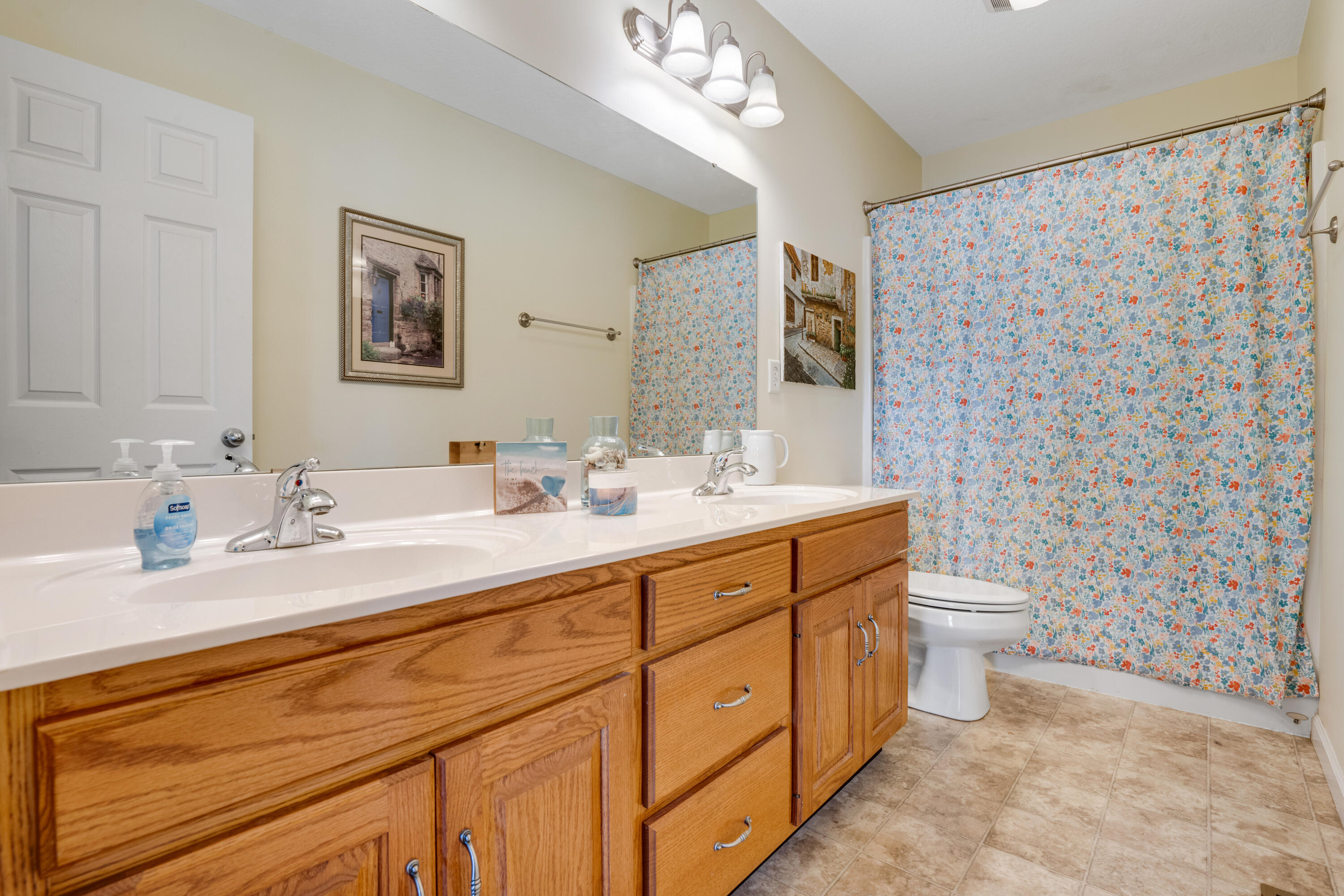 6656 River Stream Drive