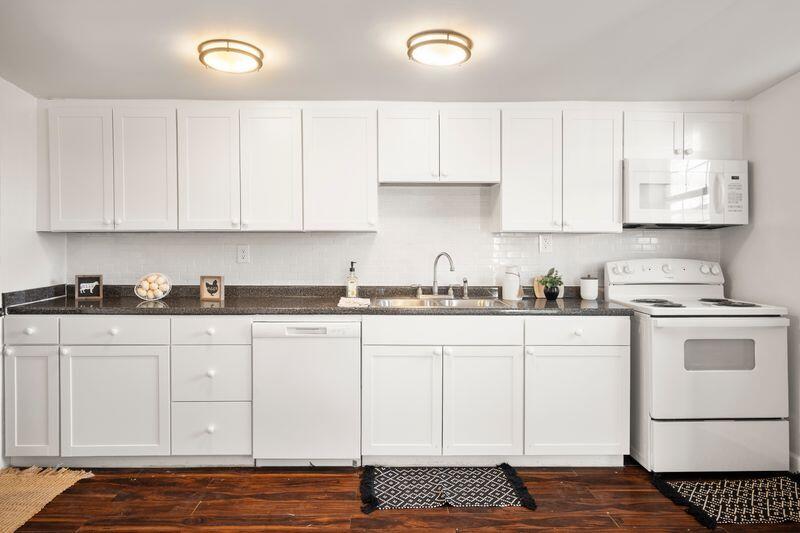 305 3rd Avenue, LaFayette