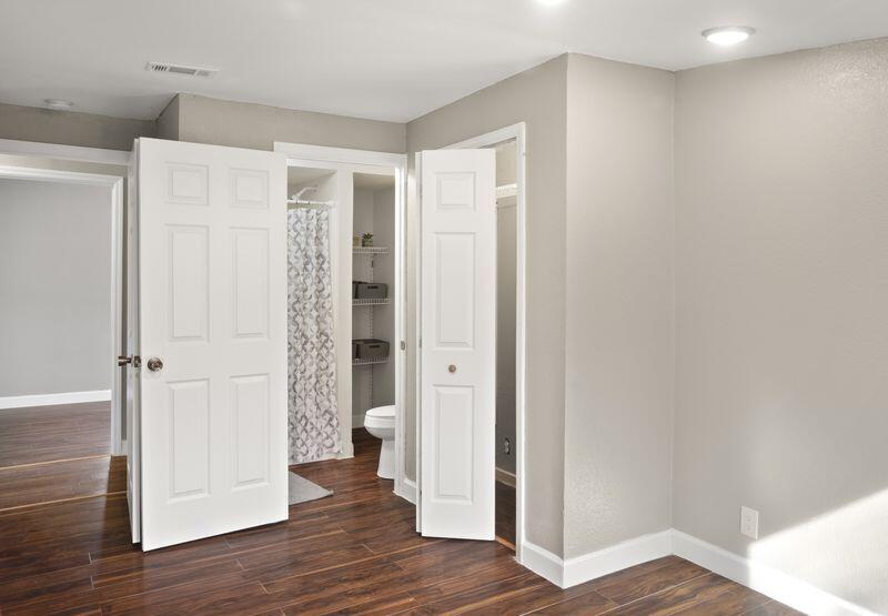 305 3rd Avenue, LaFayette