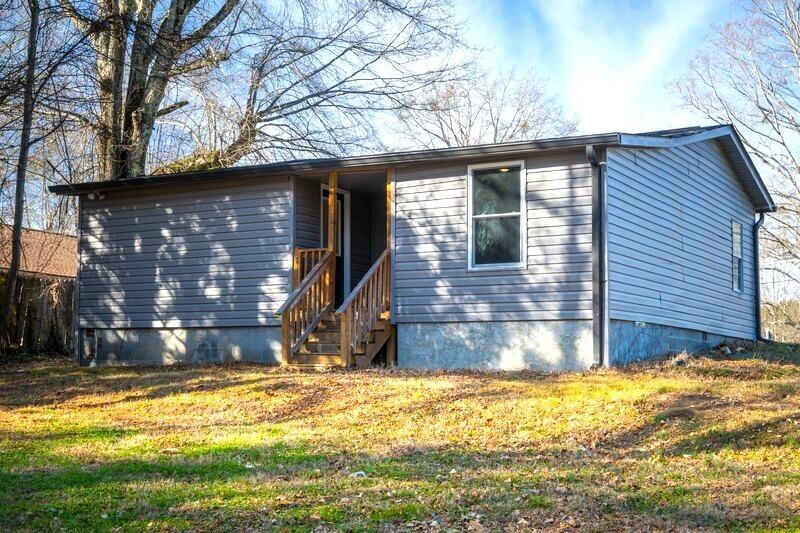 305 3rd Avenue, LaFayette