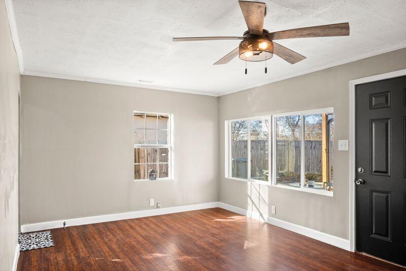 305 3rd Avenue, LaFayette