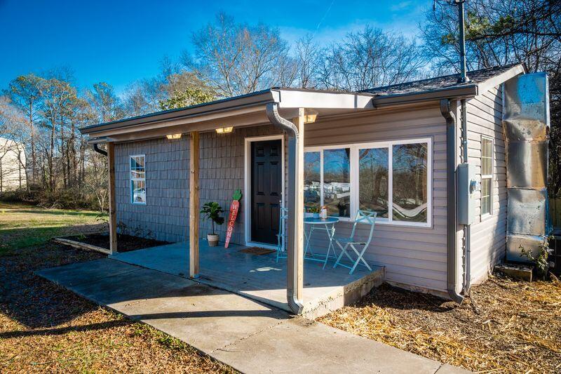 305 3rd Avenue, LaFayette