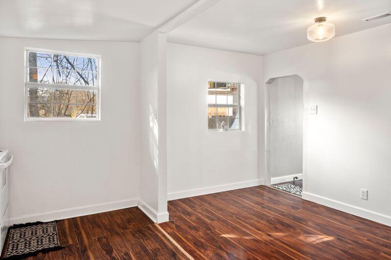 305 3rd Avenue, LaFayette