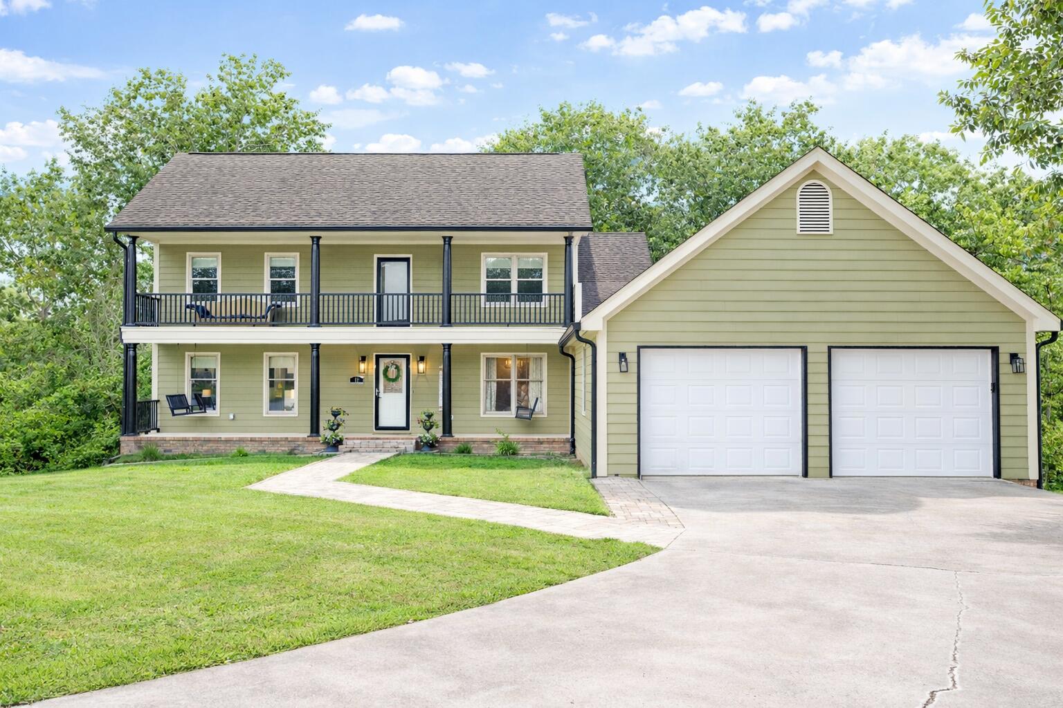 11 Hickory Ridge Trail