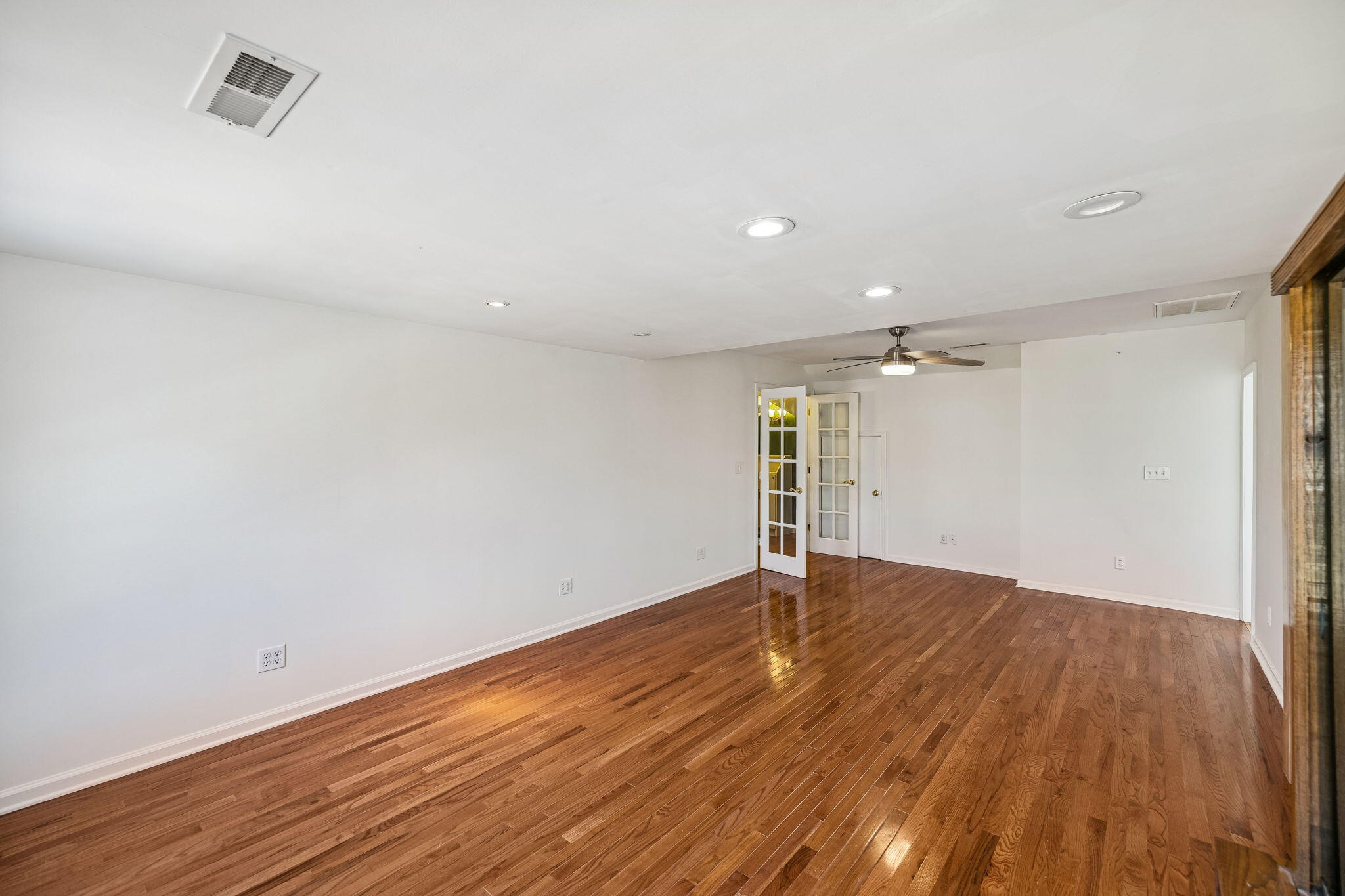 350 Alexander Road