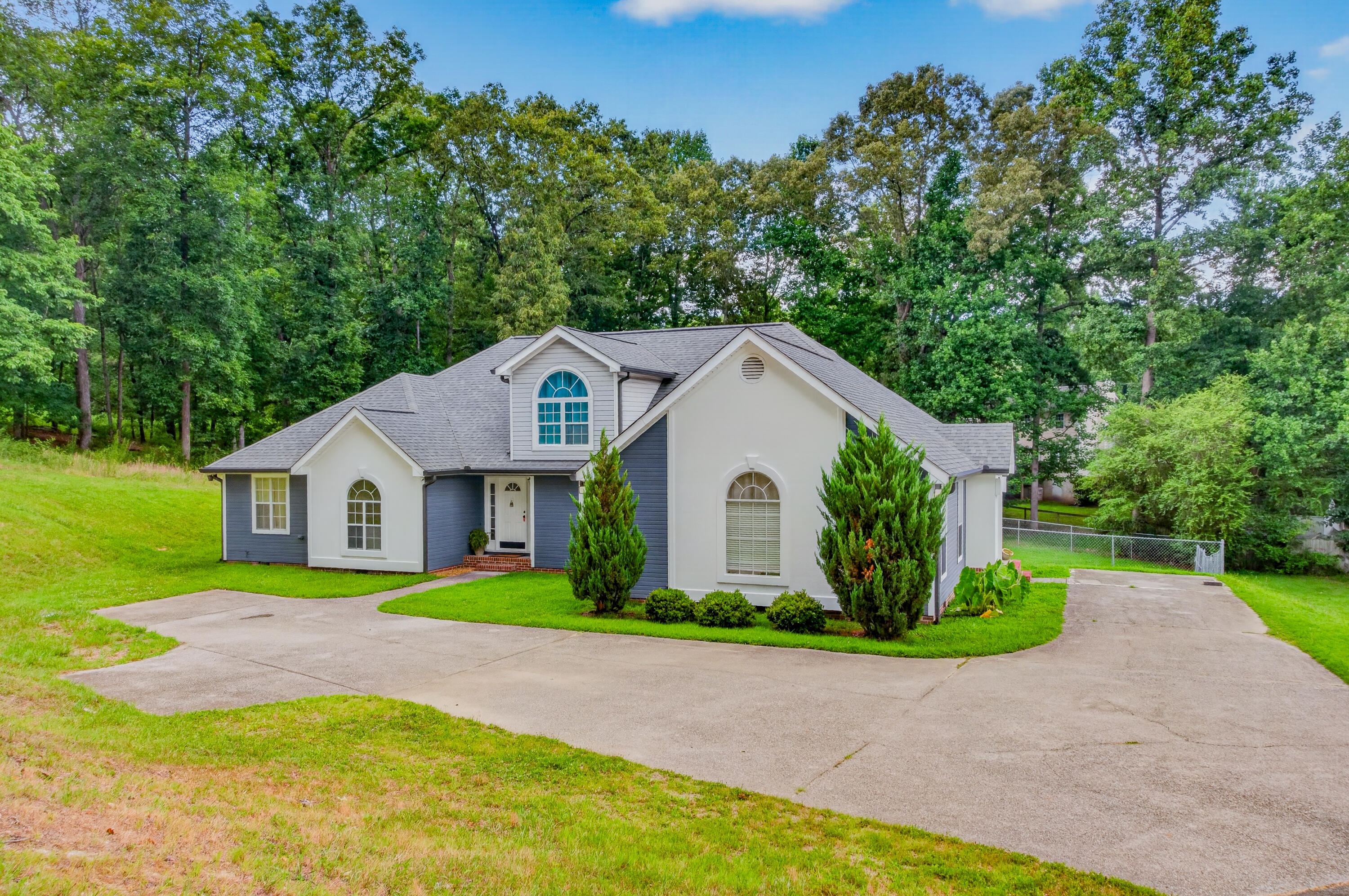 350 Alexander Road