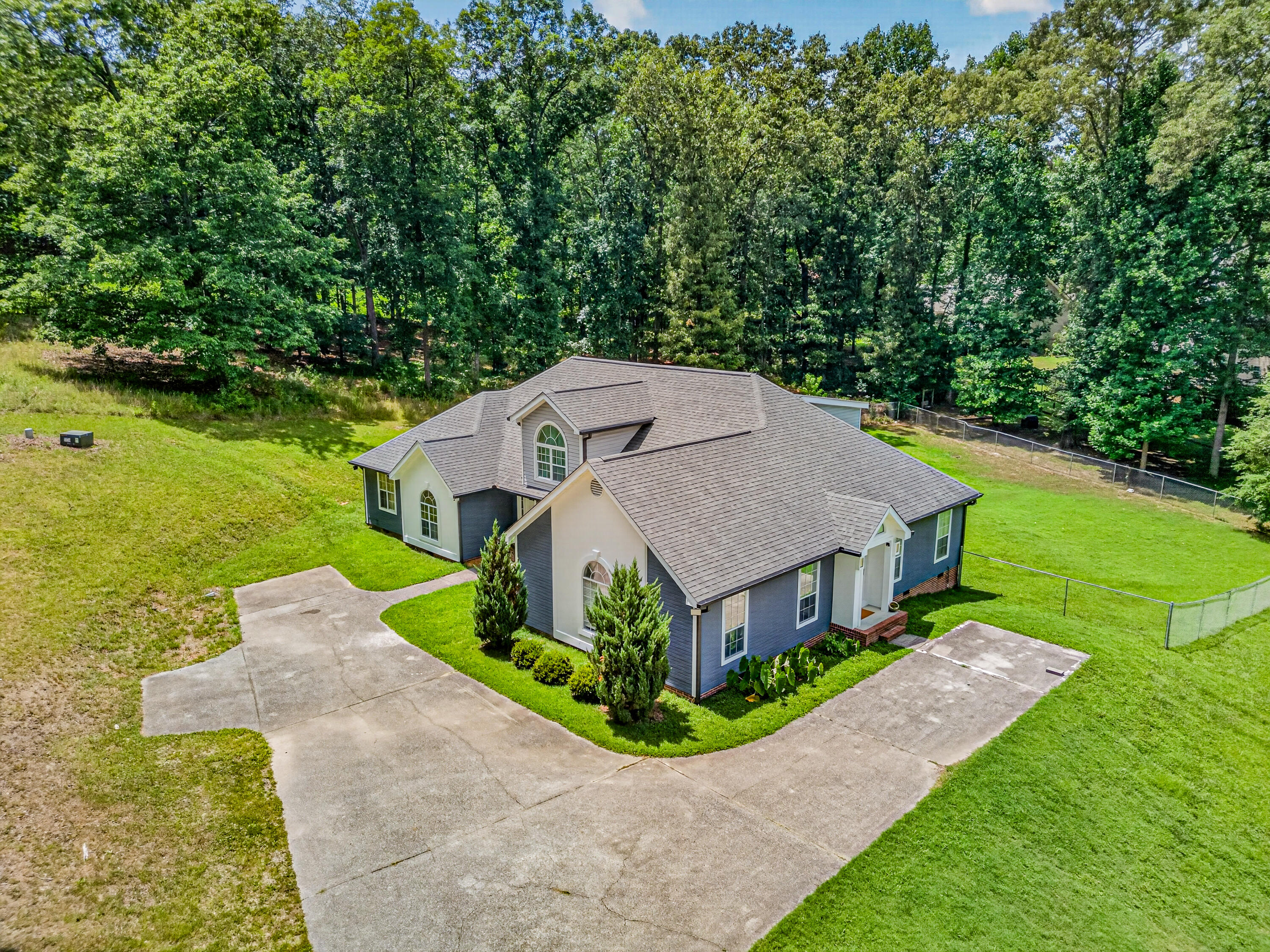 350 Alexander Road