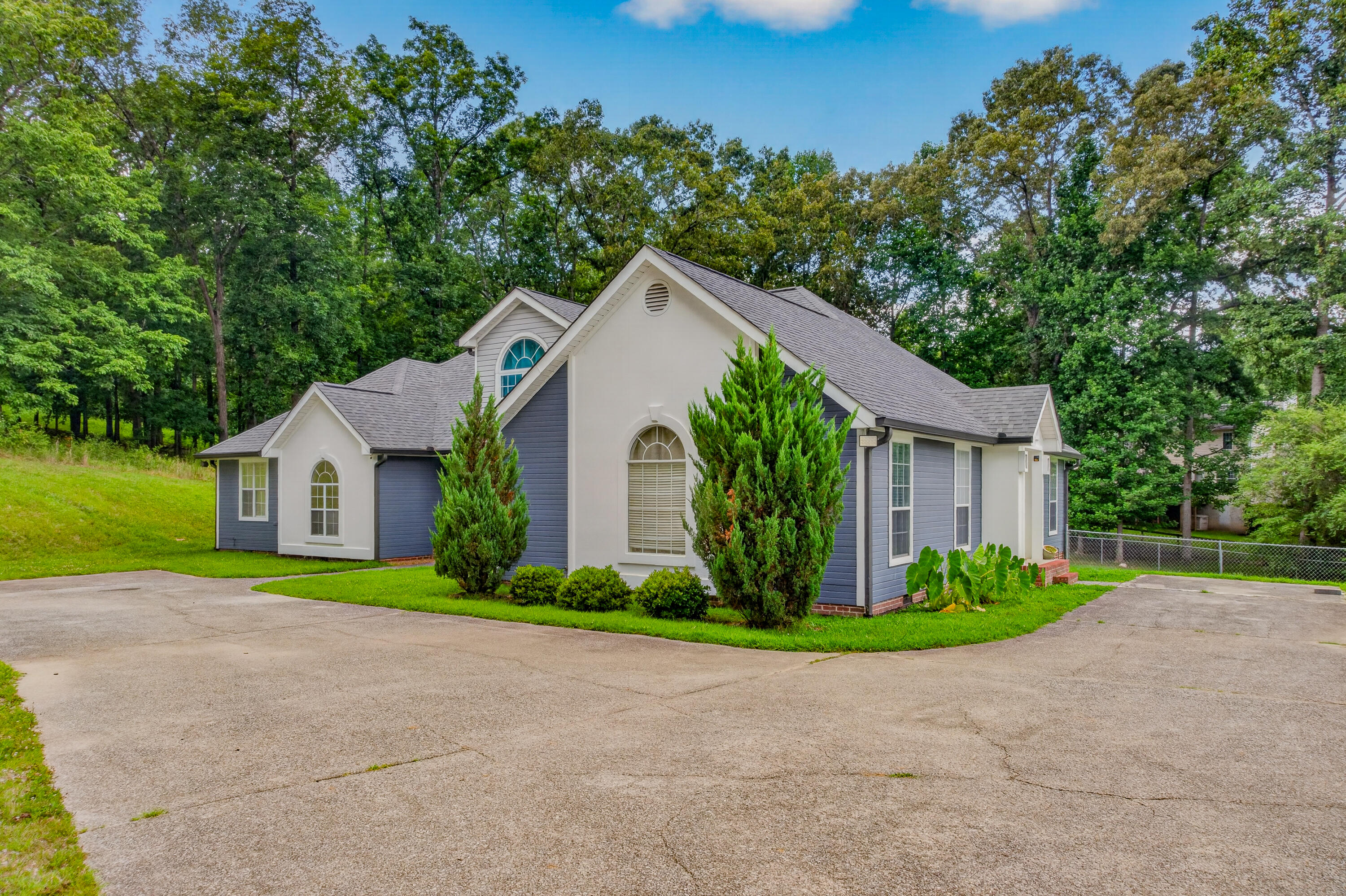 350 Alexander Road