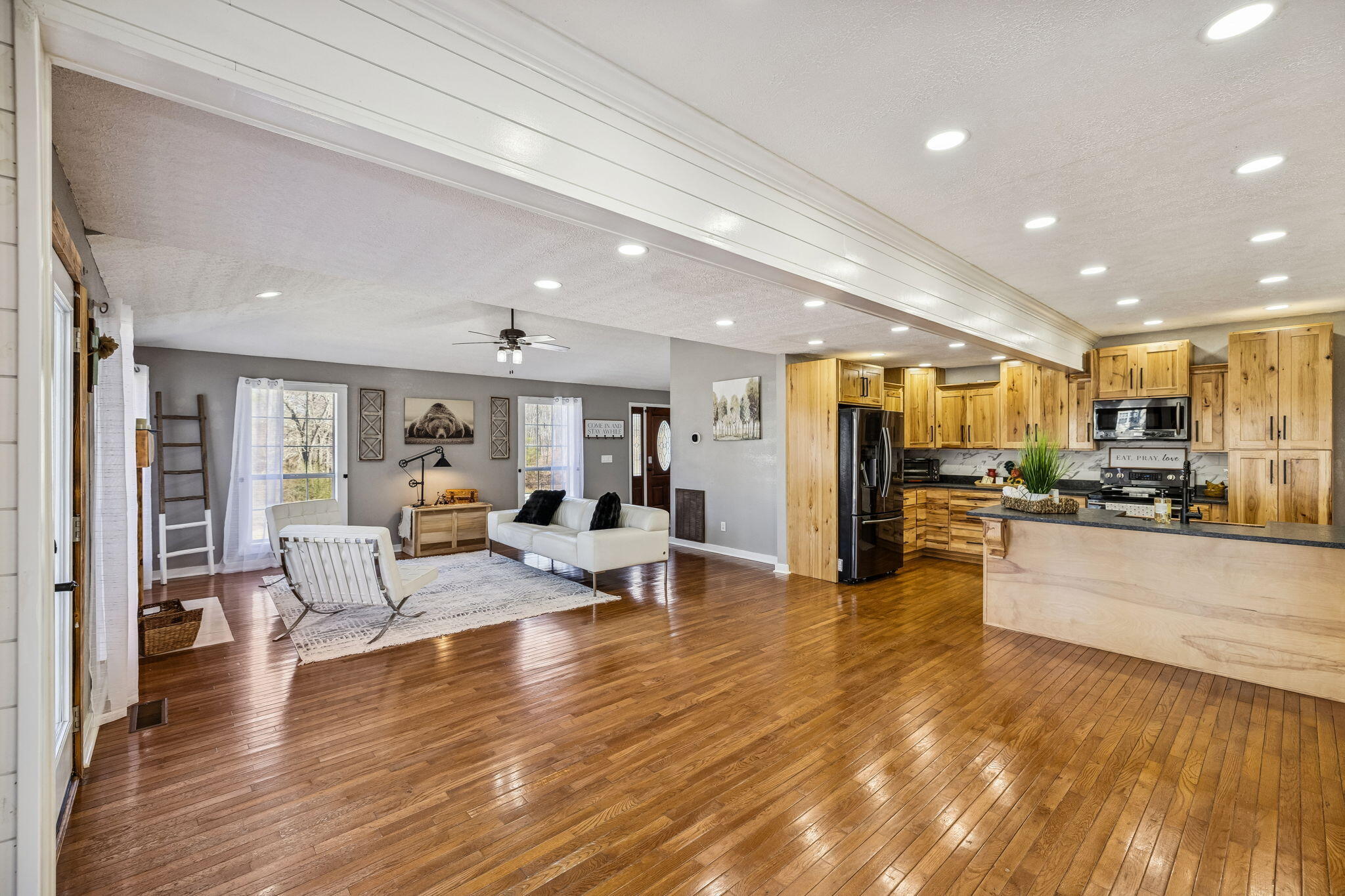 350 Alexander Road