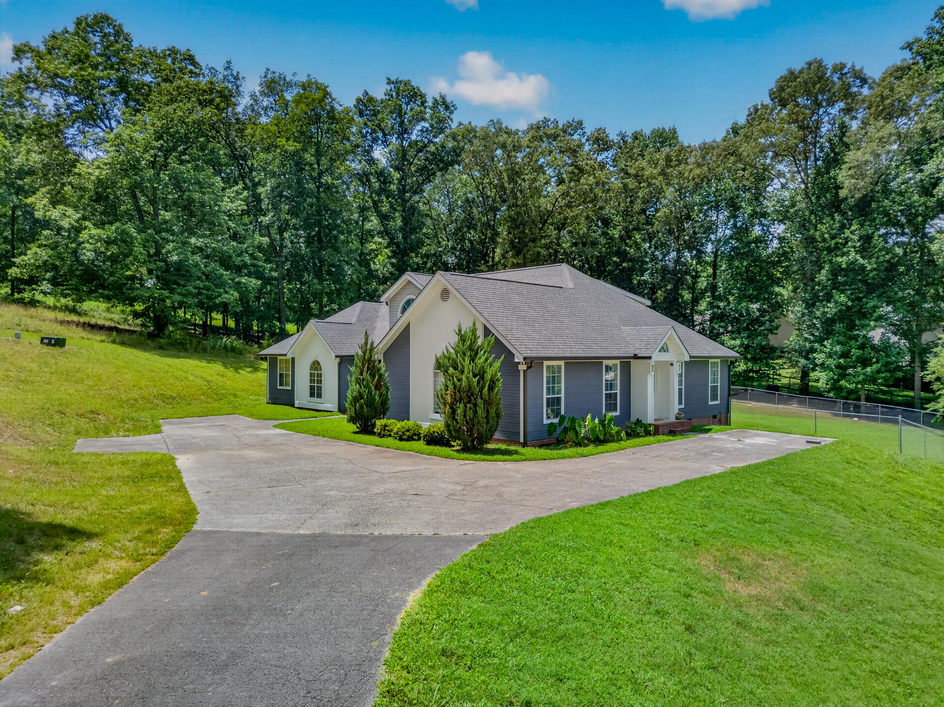 350 Alexander Road
