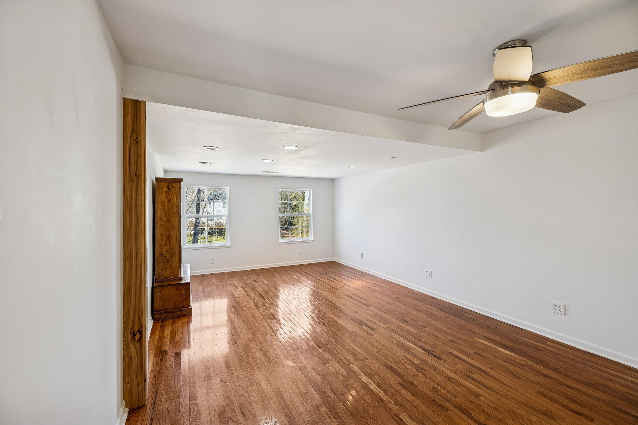 350 Alexander Road