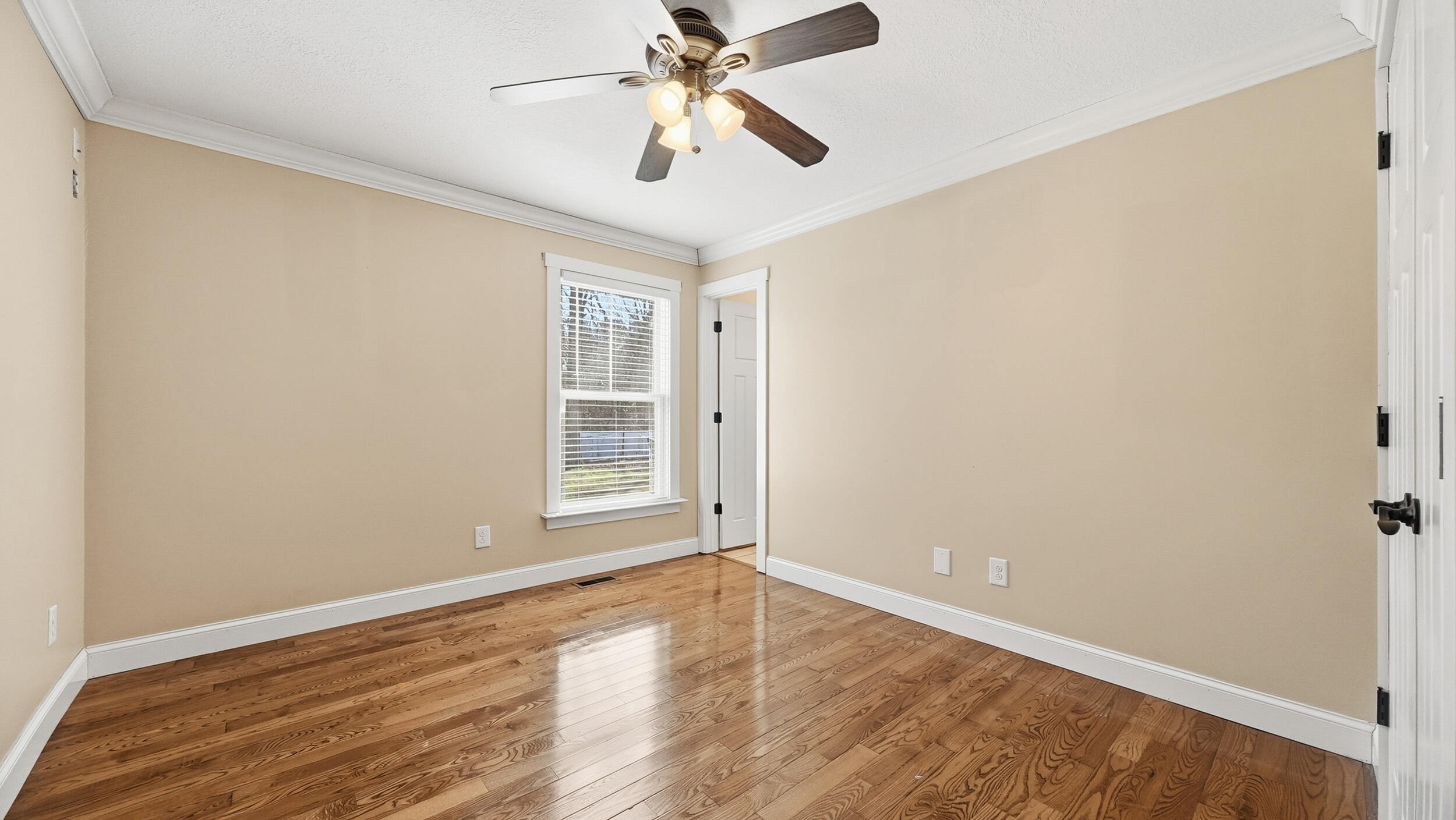 293 Covenant Drive NE