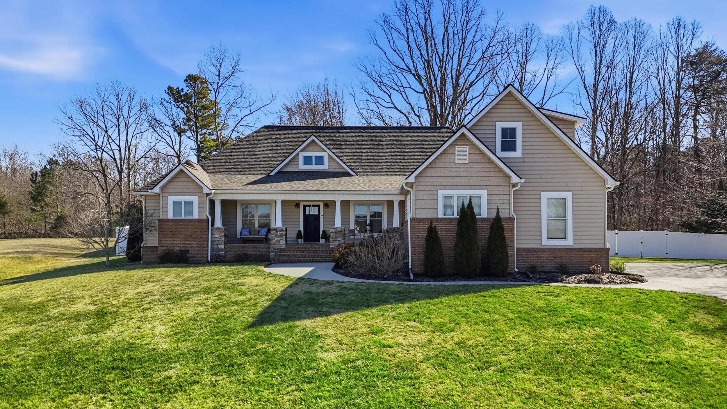 293 Covenant Drive NE