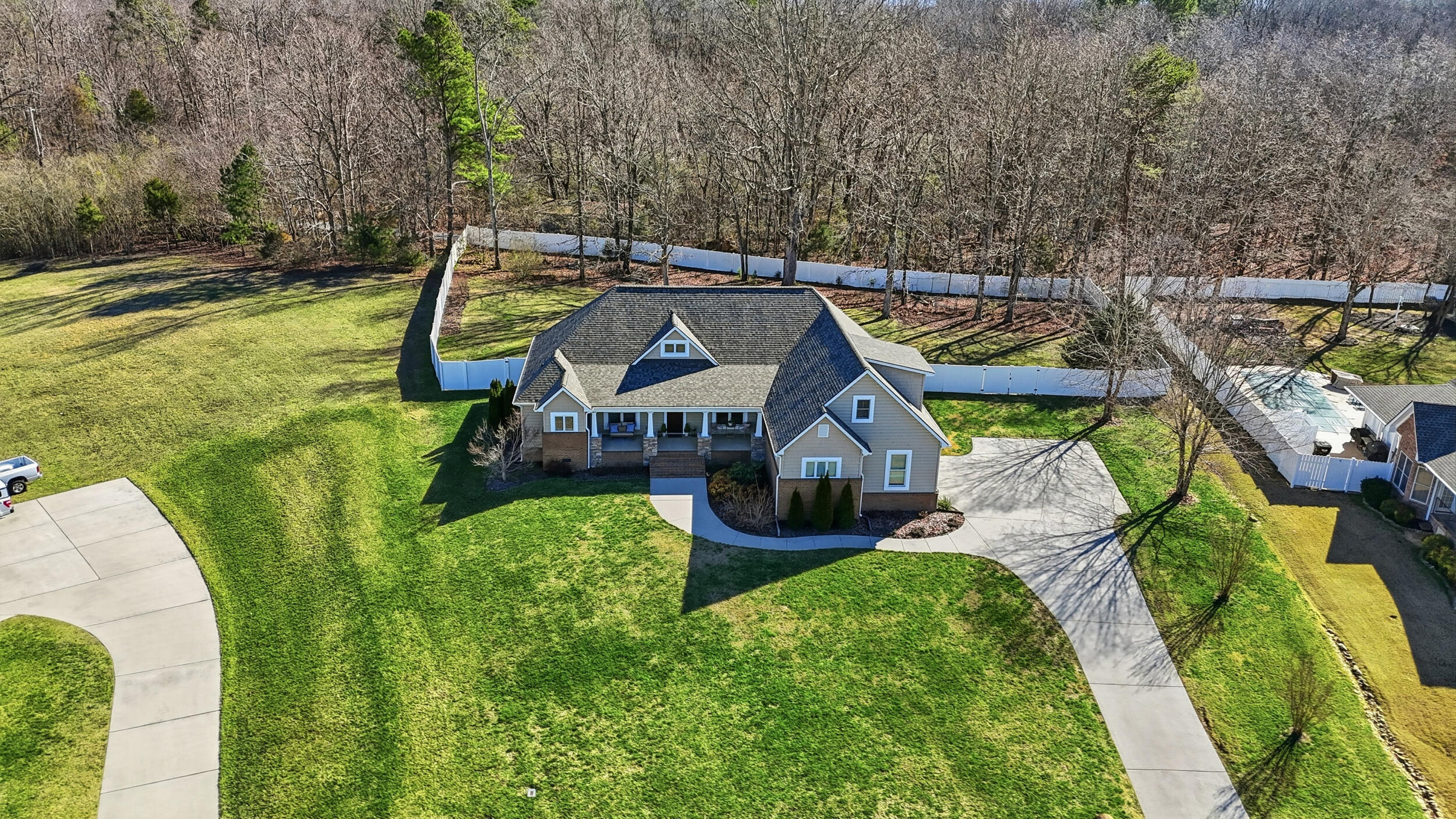 293 Covenant Drive NE