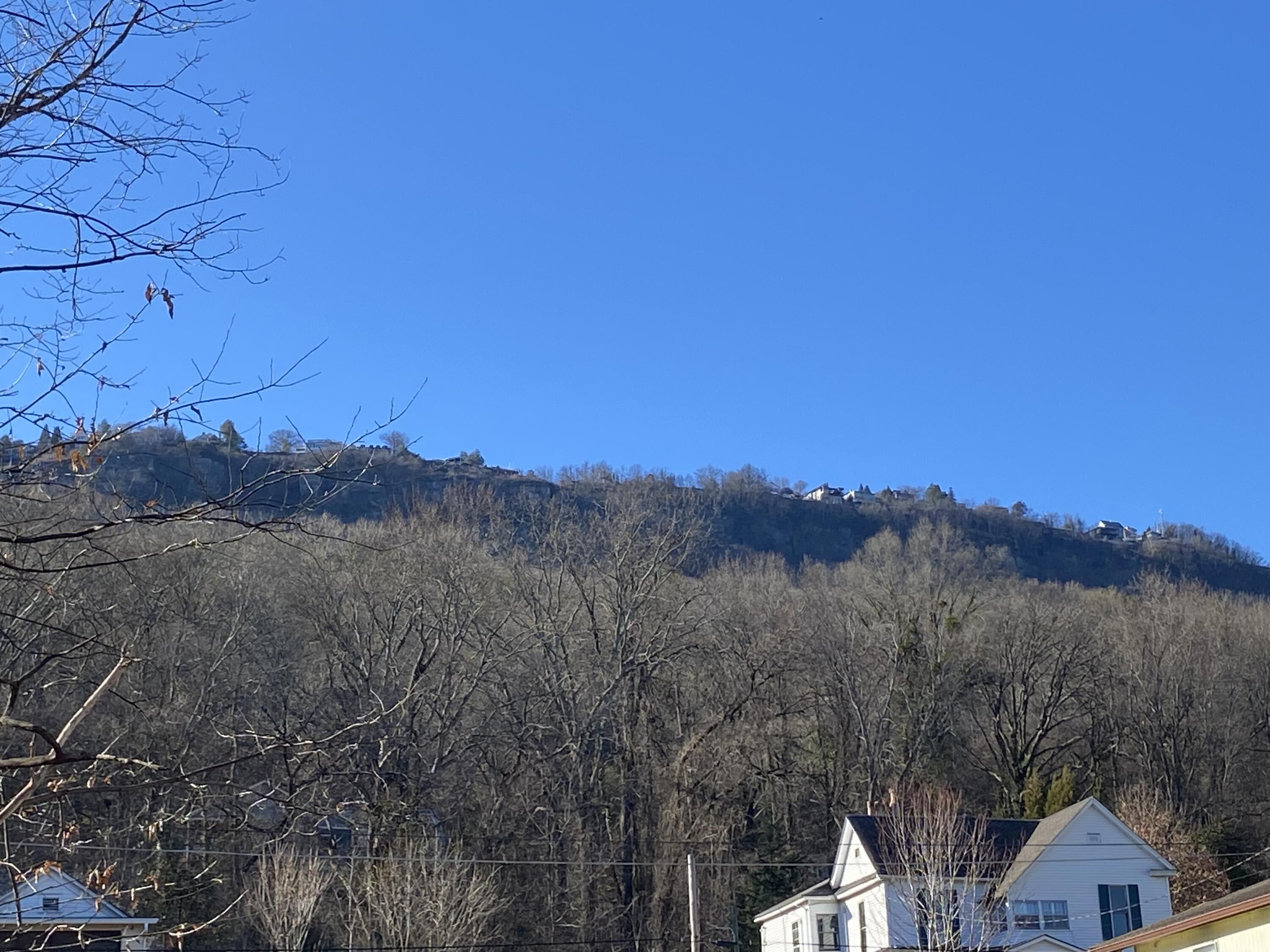 4313 Saint Elmo Avenue