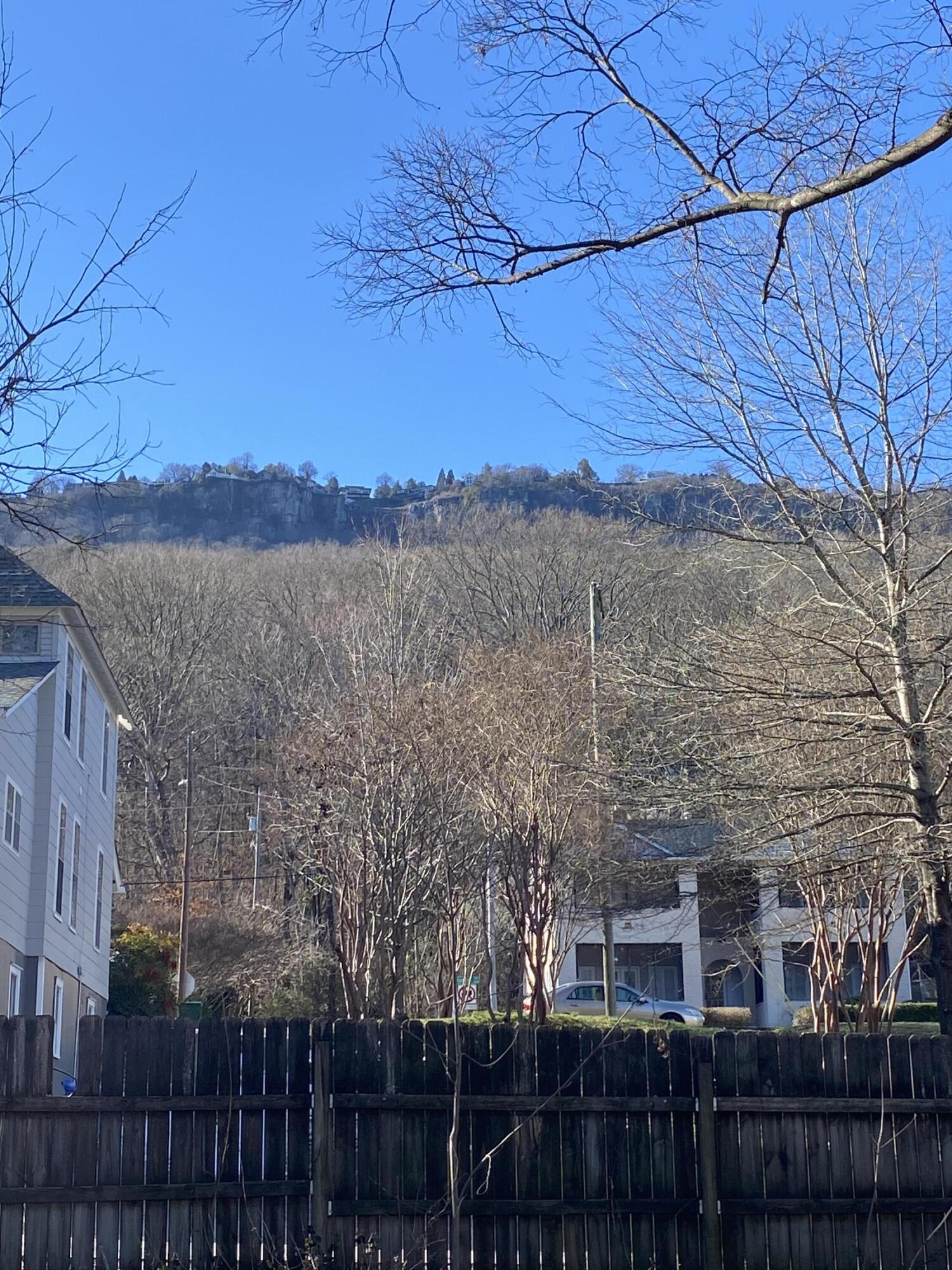 4313 Saint Elmo Avenue