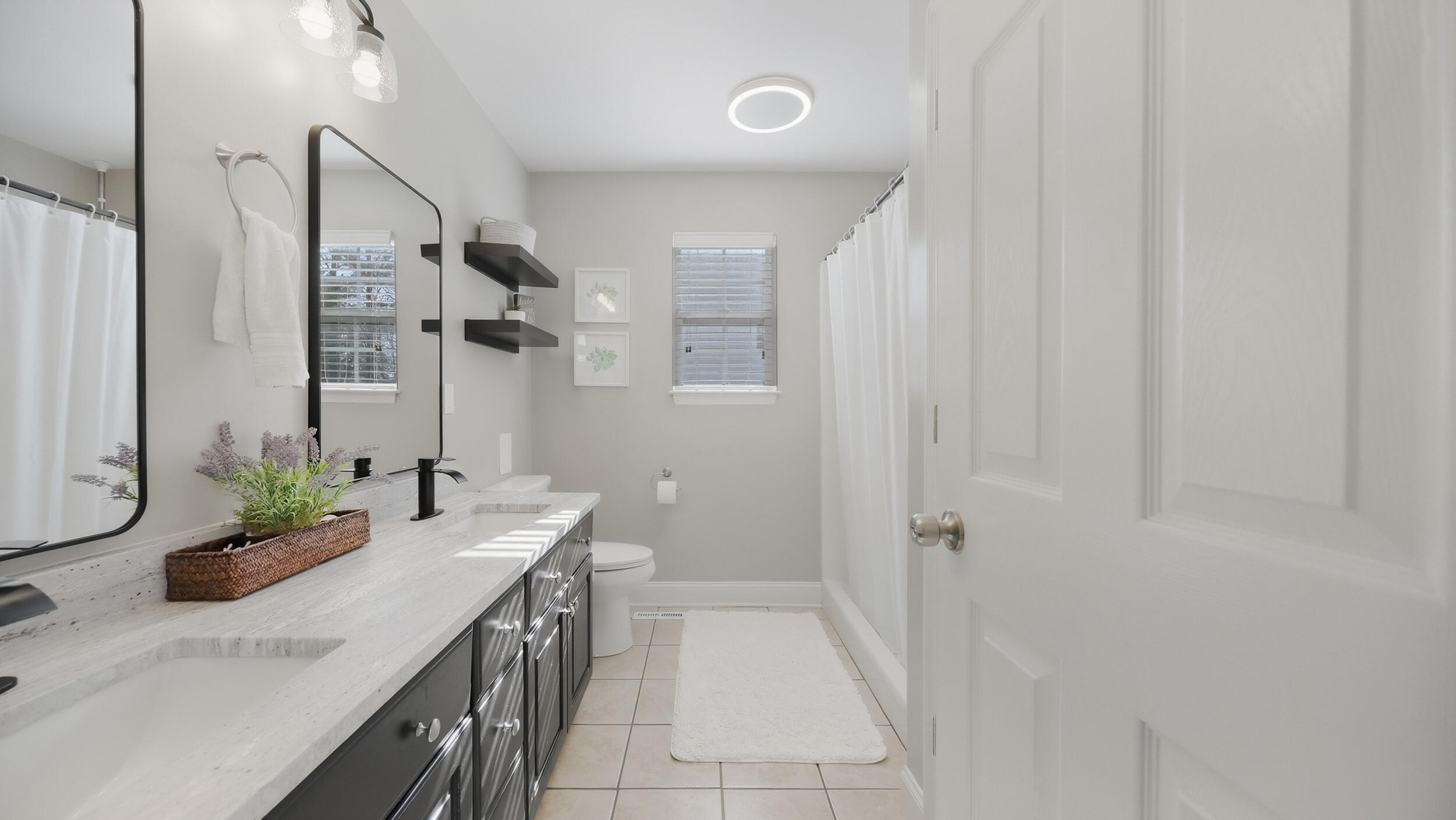 210 Hiwassee Drive NE