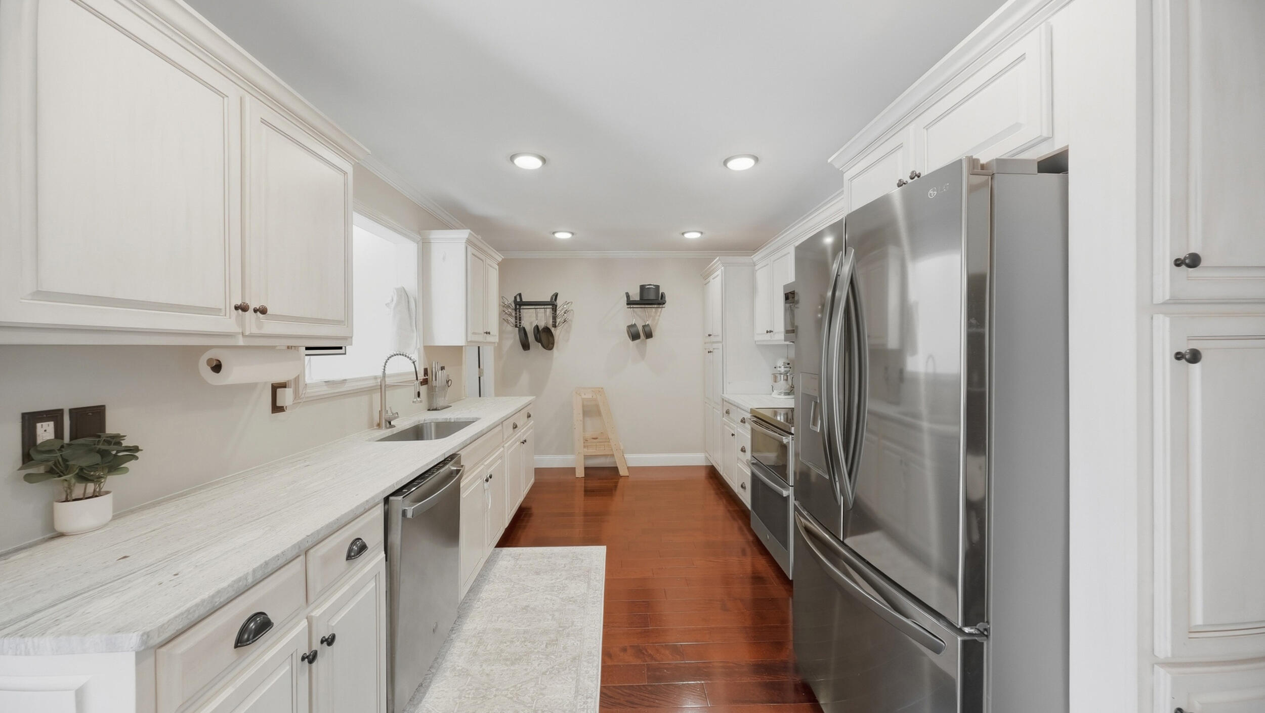 210 Hiwassee Drive NE